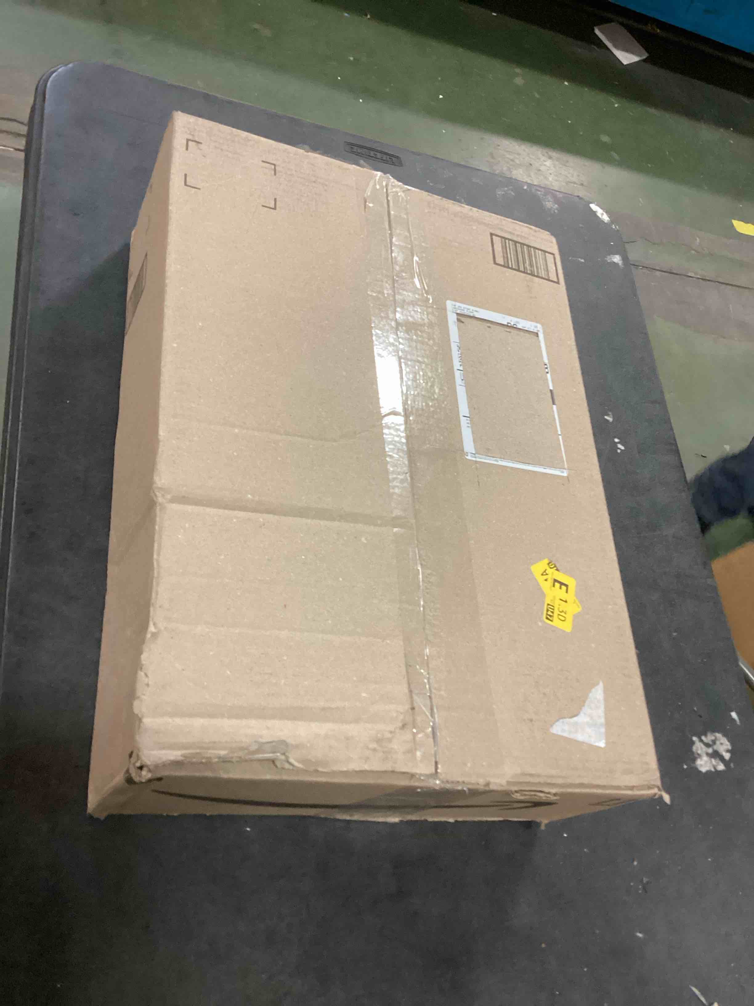 https://s3.amazonaws.com/lotting-images-prod/bidfta/RED5090741_1703345839785.jpeg