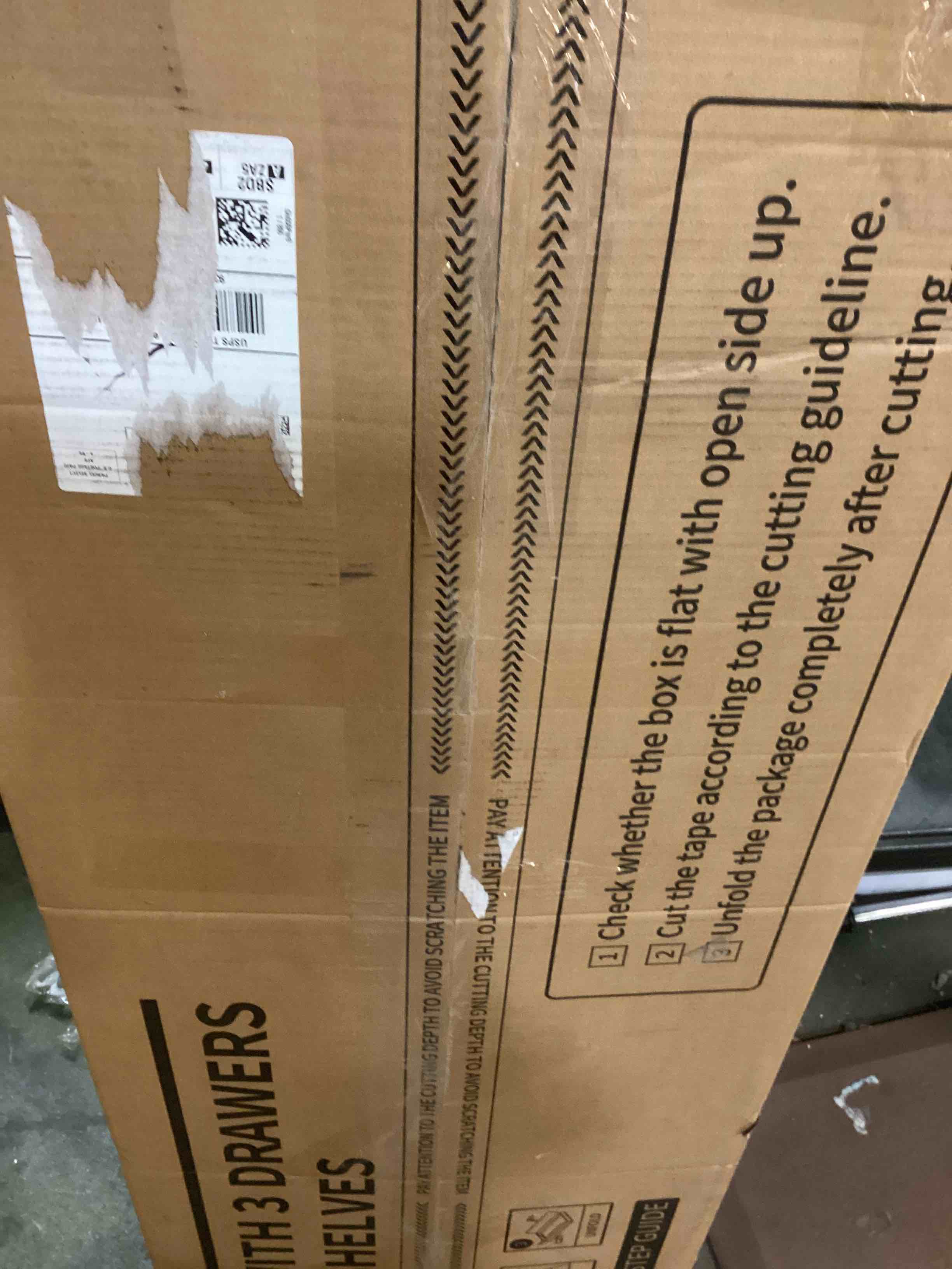 https://s3.amazonaws.com/lotting-images-prod/bidfta/RED5091006_1703772677031.jpeg