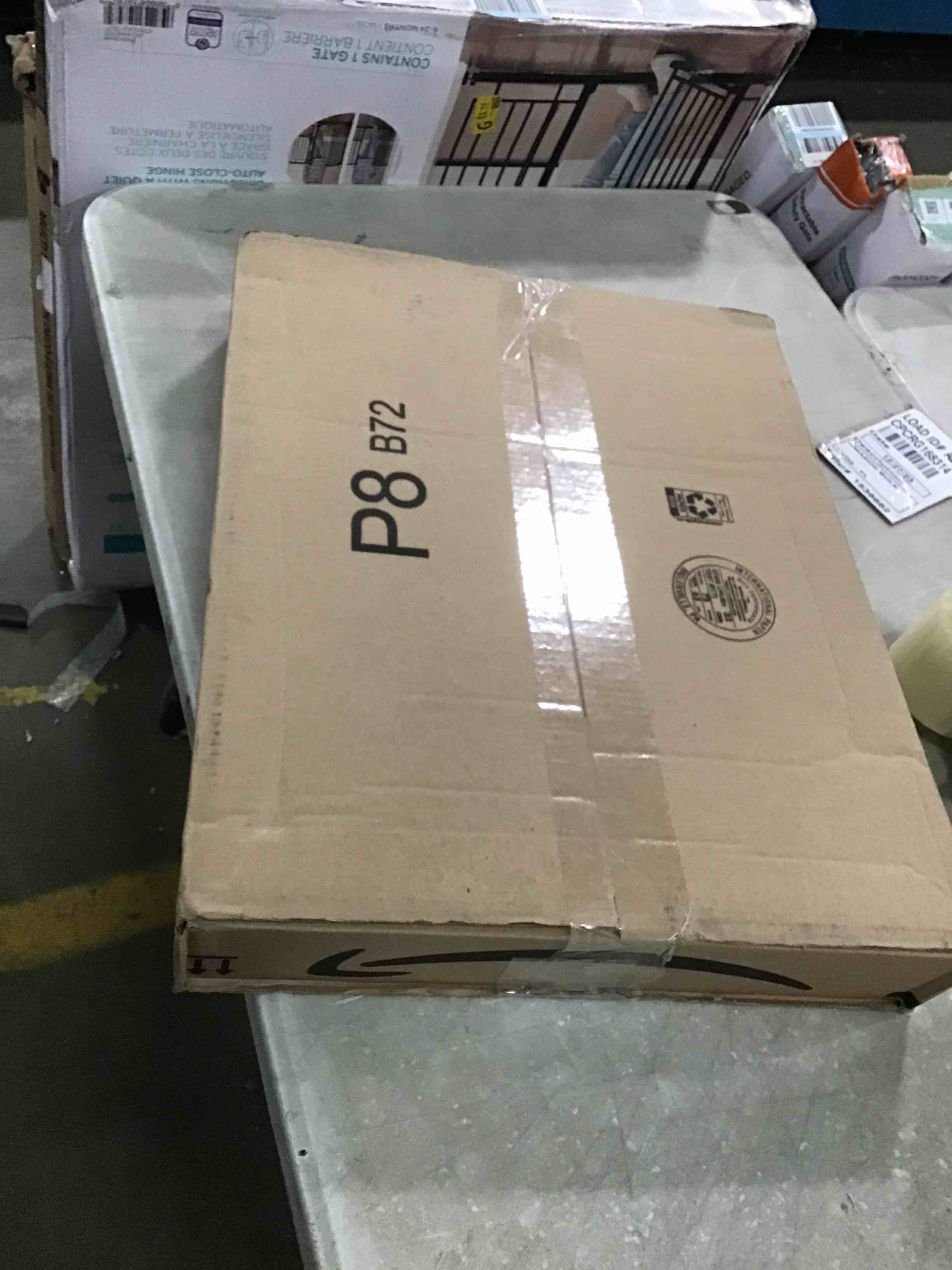 https://s3.amazonaws.com/lotting-images-prod/bidfta/RED5091225_1703967910872.jpeg