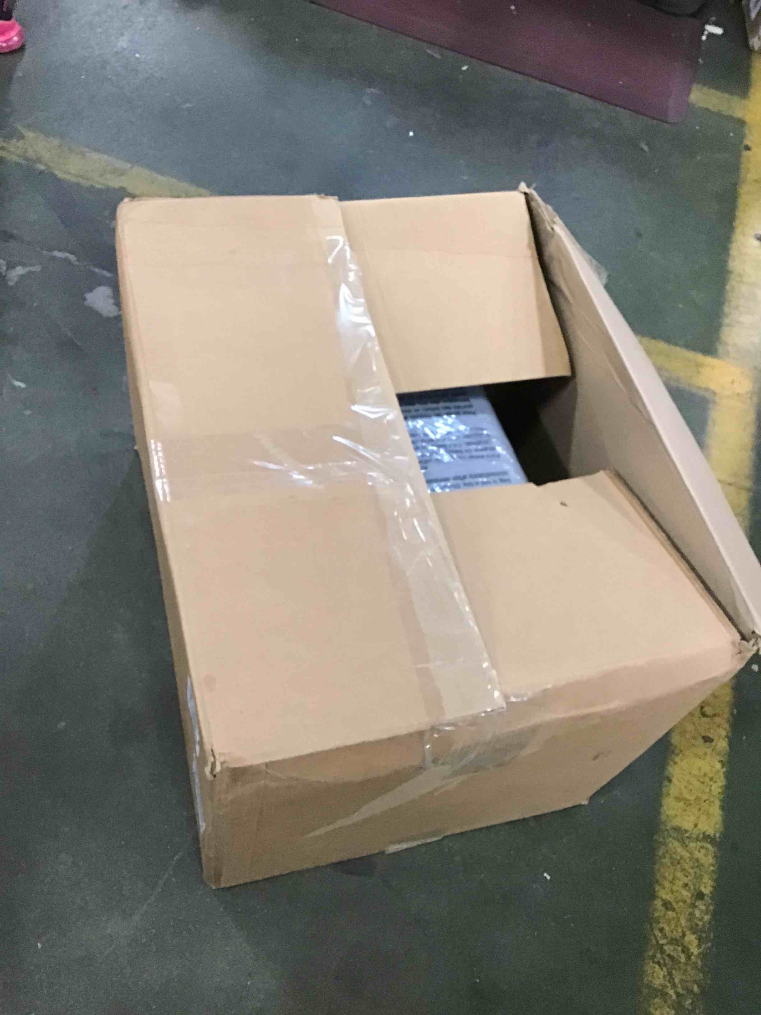 https://s3.amazonaws.com/lotting-images-prod/bidfta/RED5091249_1703970426391.jpeg