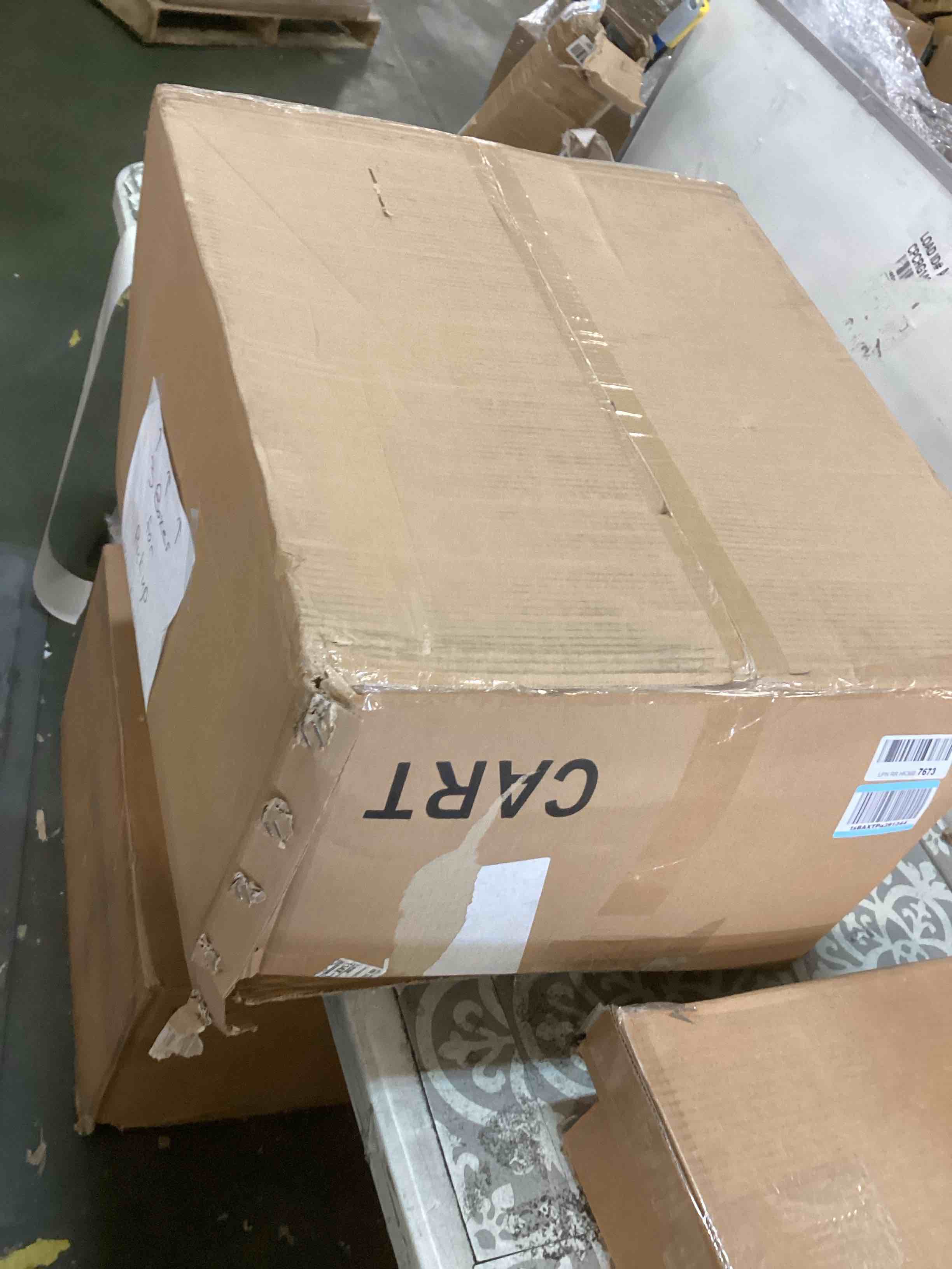 https://s3.amazonaws.com/lotting-images-prod/bidfta/RED5091346_1704297327135.jpeg