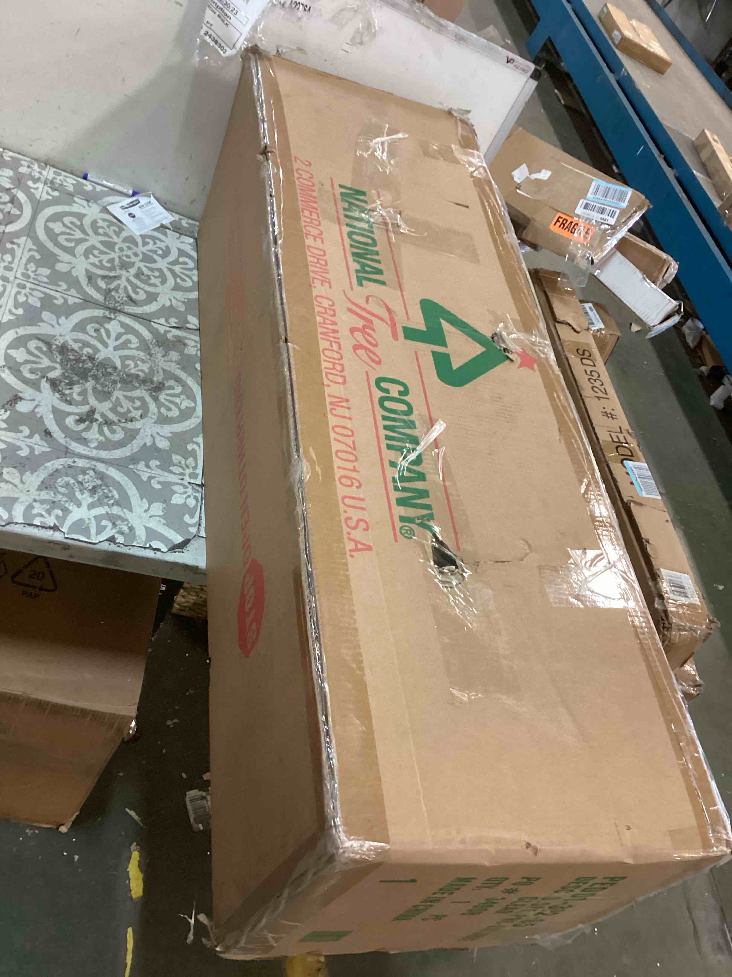 https://s3.amazonaws.com/lotting-images-prod/bidfta/RED5091391_1704306675760.jpeg