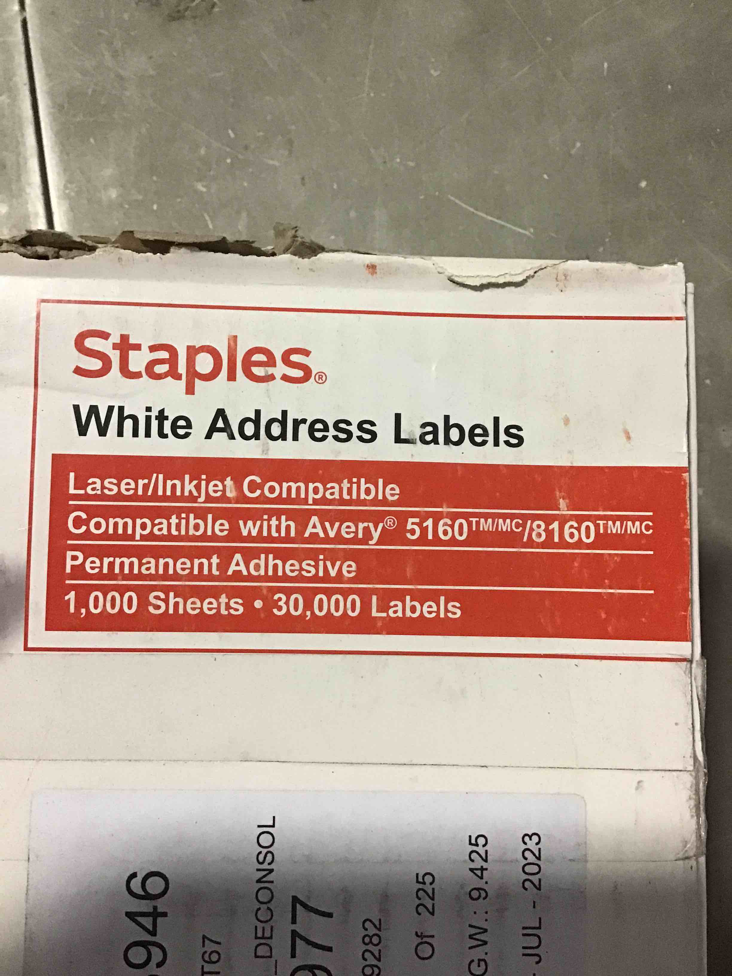 https://s3.amazonaws.com/lotting-images-prod/bidfta/RED5092311_1702906519304.jpeg