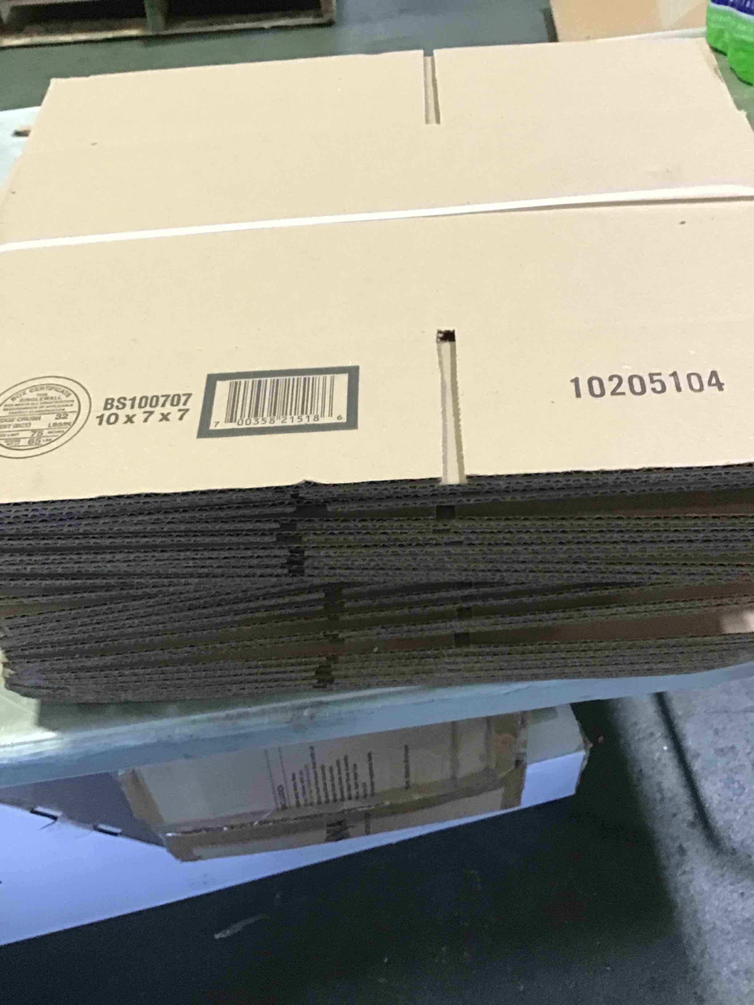 https://s3.amazonaws.com/lotting-images-prod/bidfta/RED5092608_1703091508427.jpeg