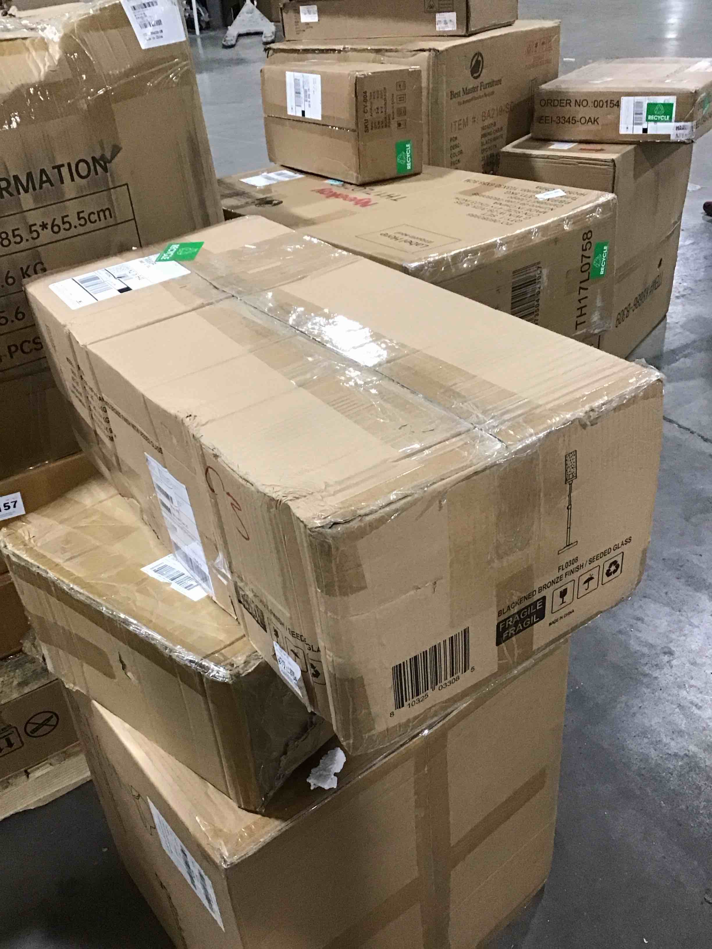 https://s3.amazonaws.com/lotting-images-prod/bidfta/RED5096403_1706895793552.jpeg