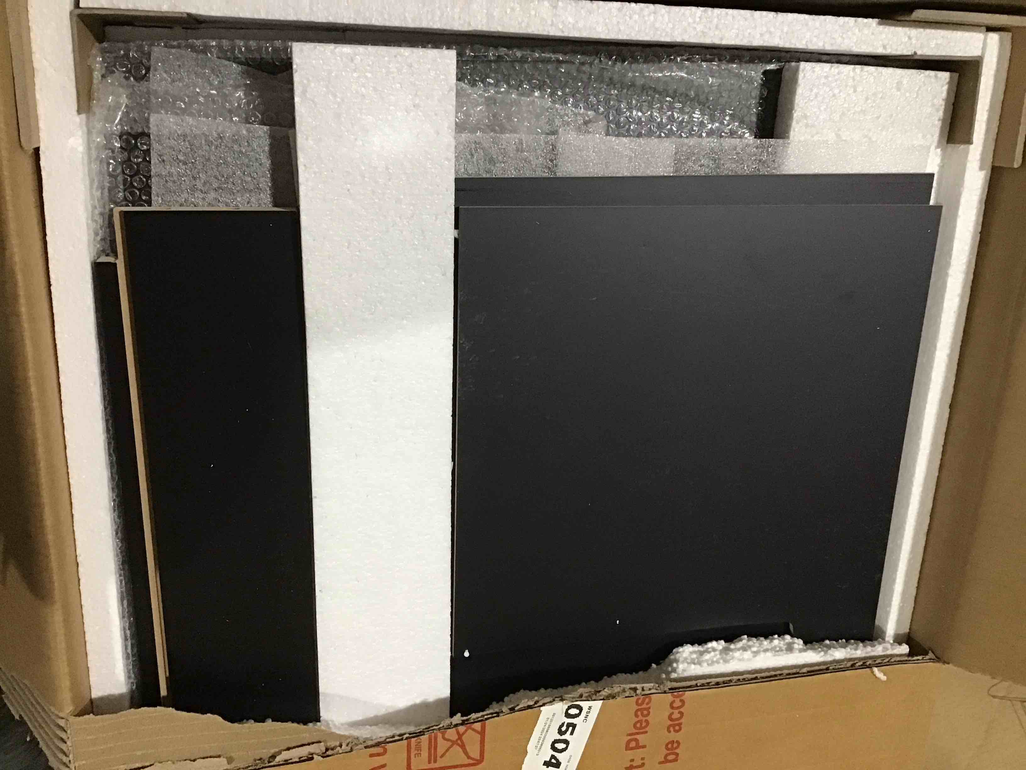 https://s3.amazonaws.com/lotting-images-prod/bidfta/RED5098109_1706625820666.jpeg