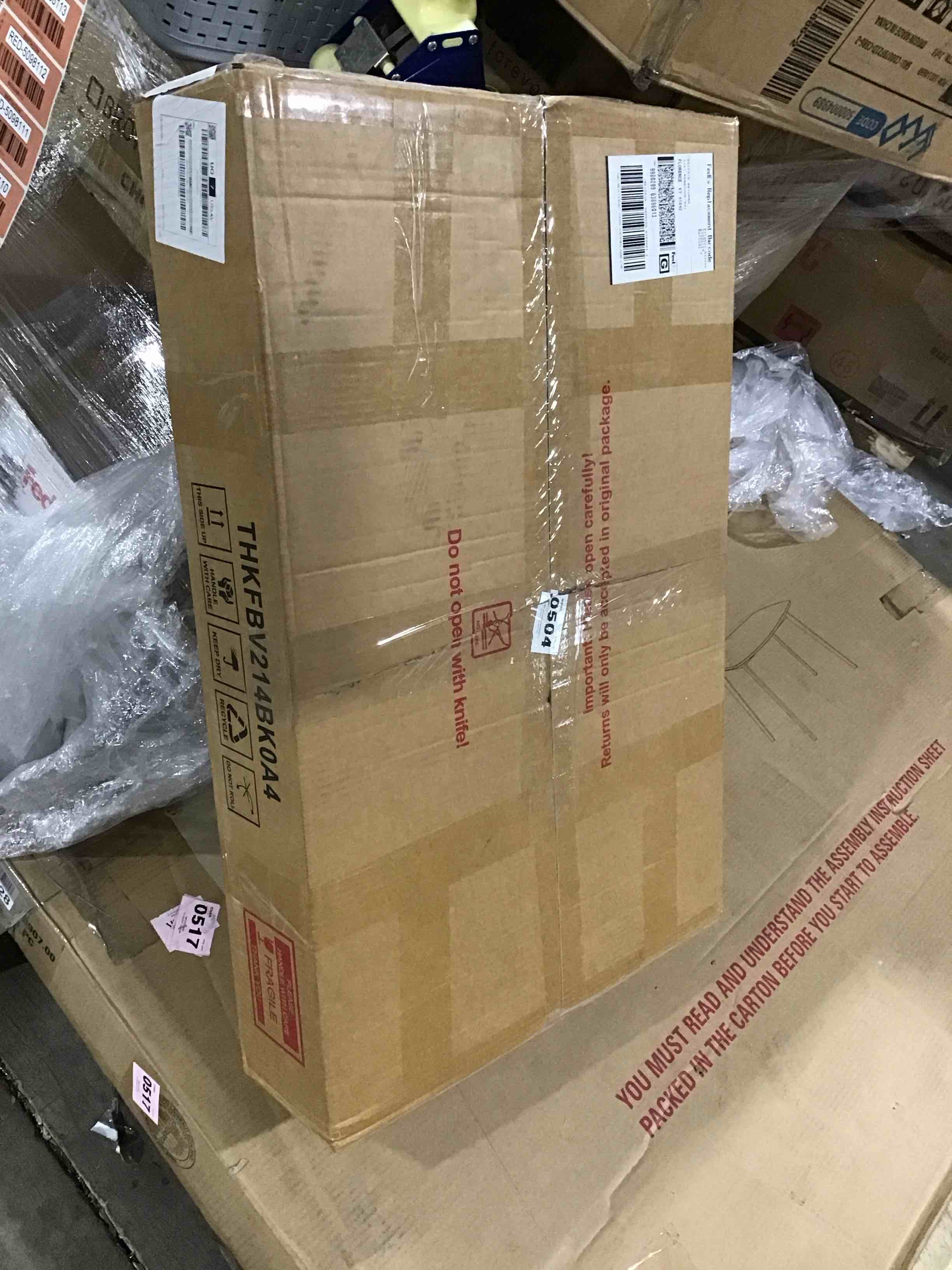 https://s3.amazonaws.com/lotting-images-prod/bidfta/RED5098109_1706625847311.jpeg