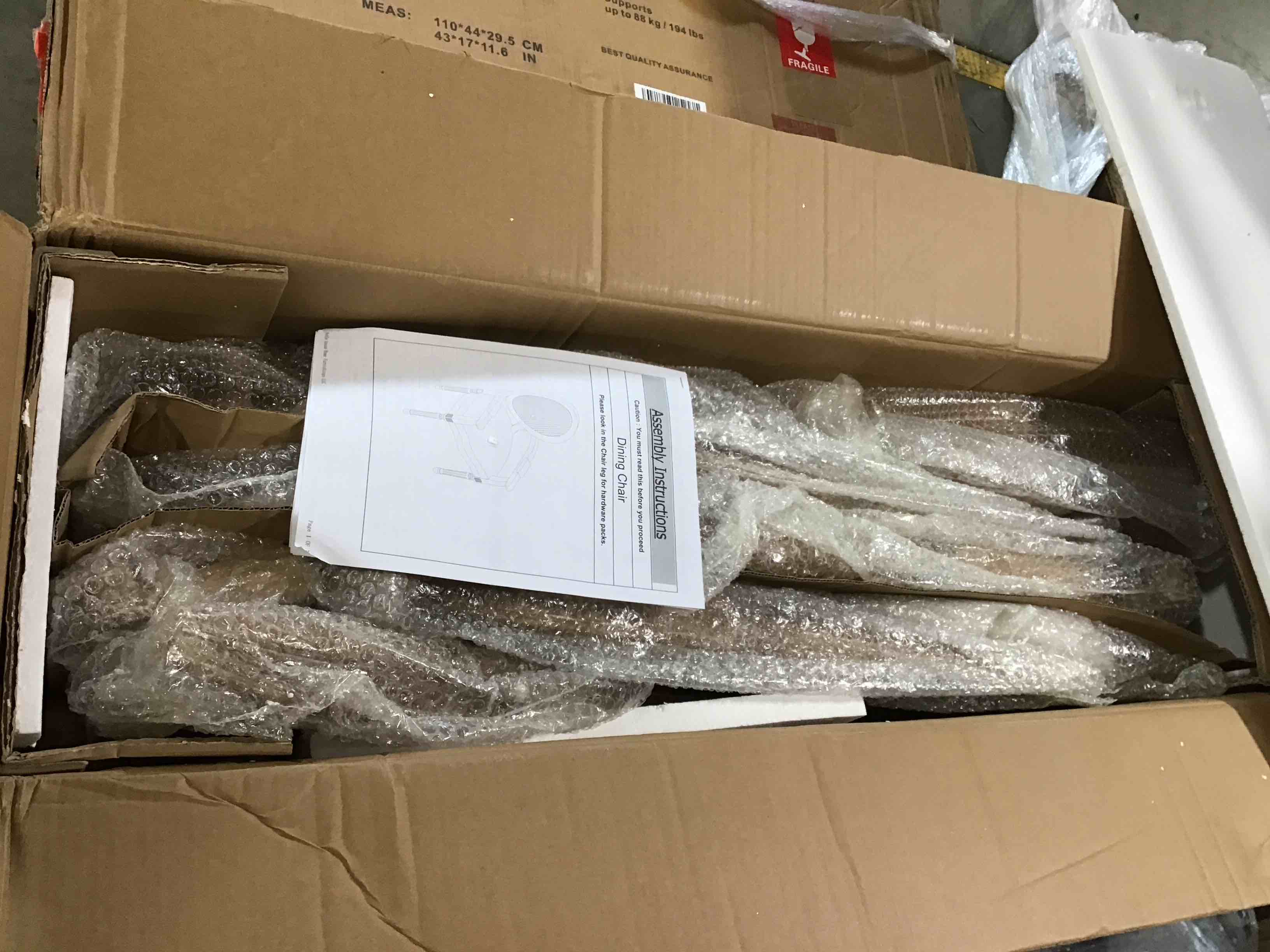 https://s3.amazonaws.com/lotting-images-prod/bidfta/RED5098724_1707147937955.jpeg