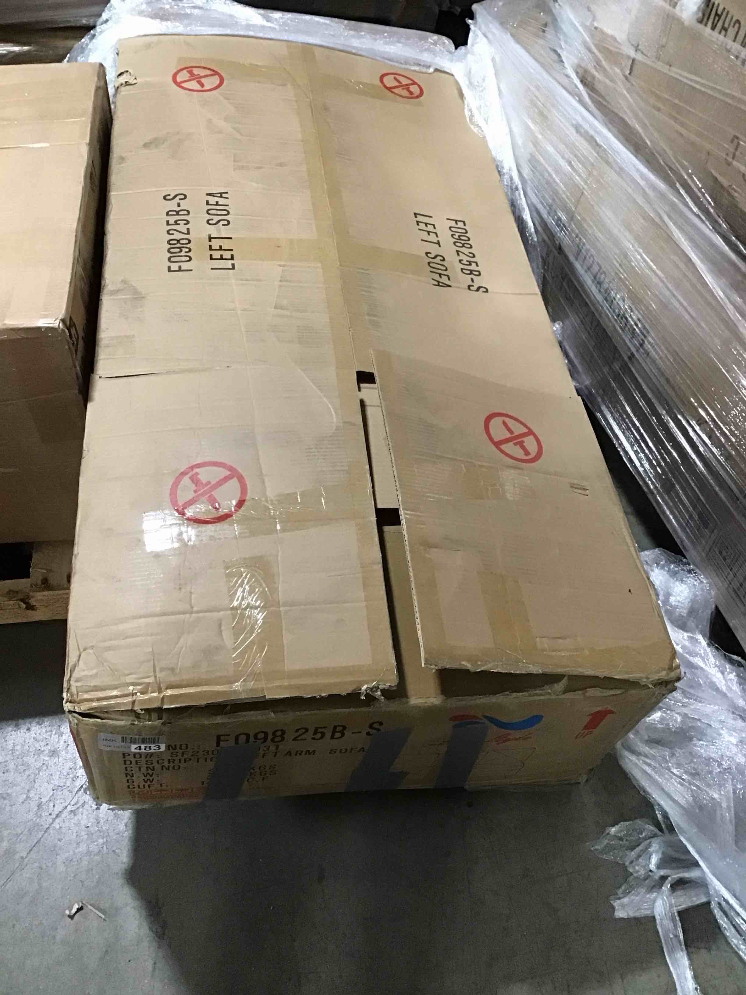 https://s3.amazonaws.com/lotting-images-prod/bidfta/RED5098741_1707149616637.jpeg