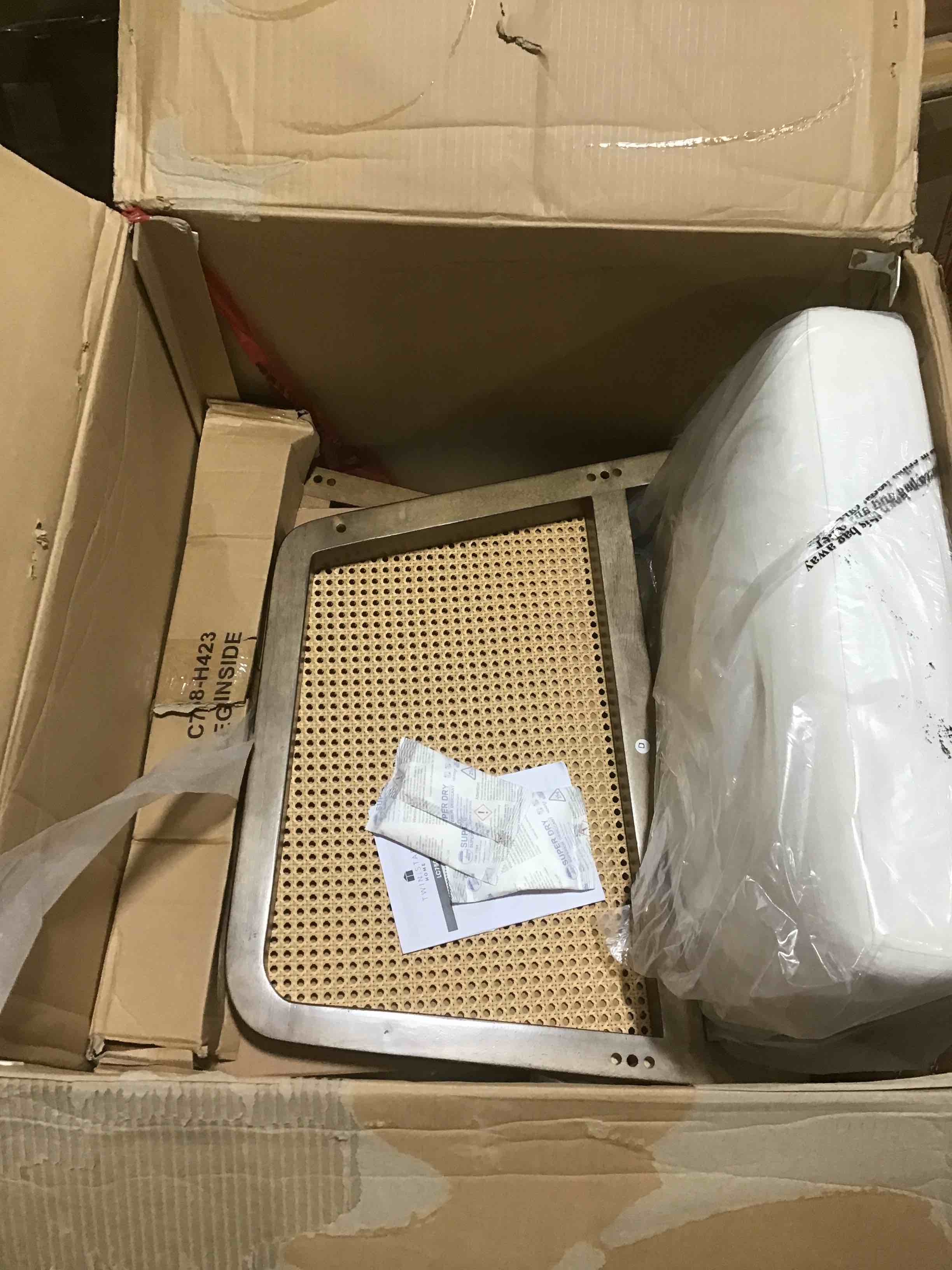 https://s3.amazonaws.com/lotting-images-prod/bidfta/RED5099823_1708972815587.jpeg