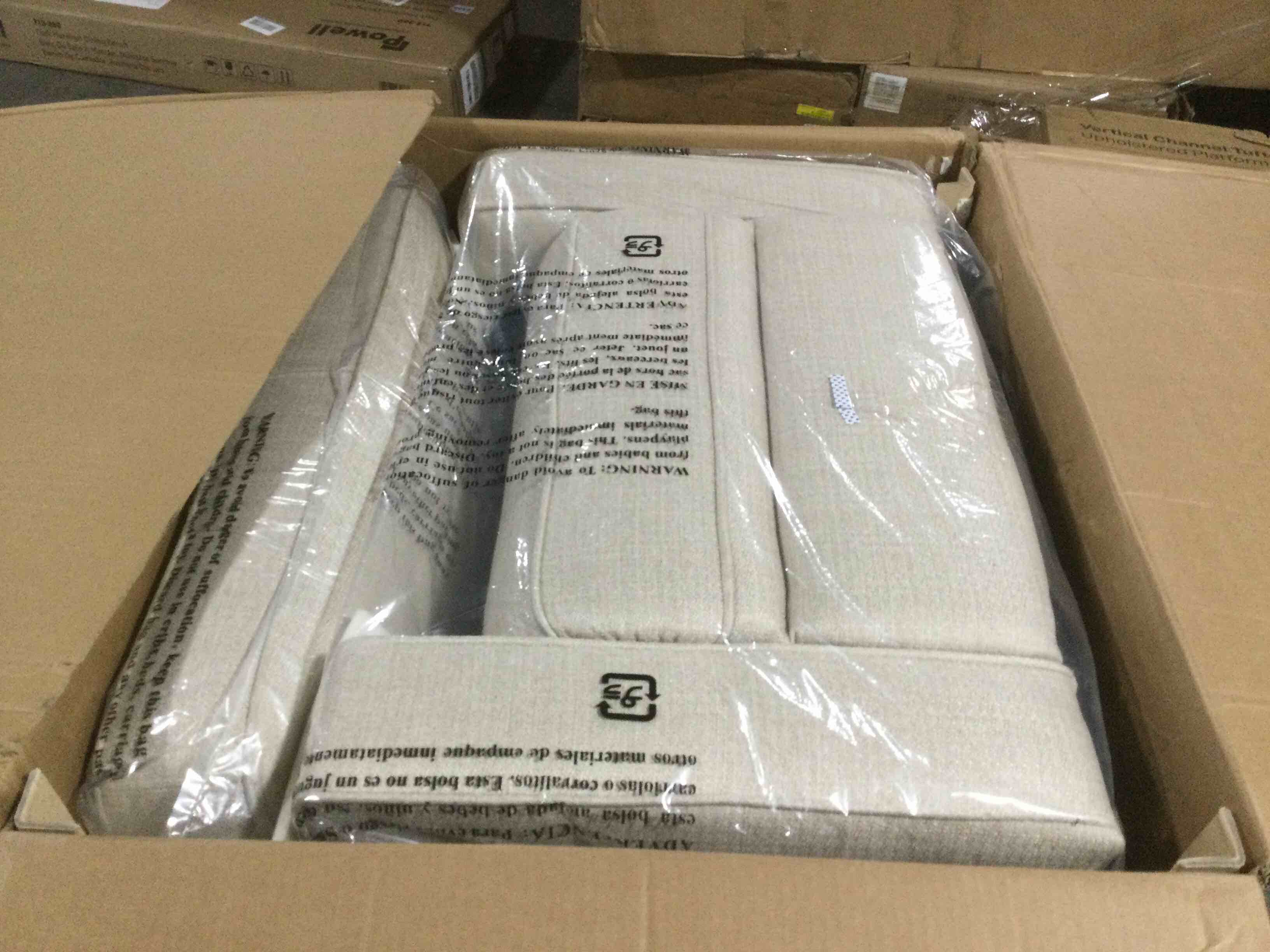 https://s3.amazonaws.com/lotting-images-prod/bidfta/RED5099913_1709142523365.jpeg