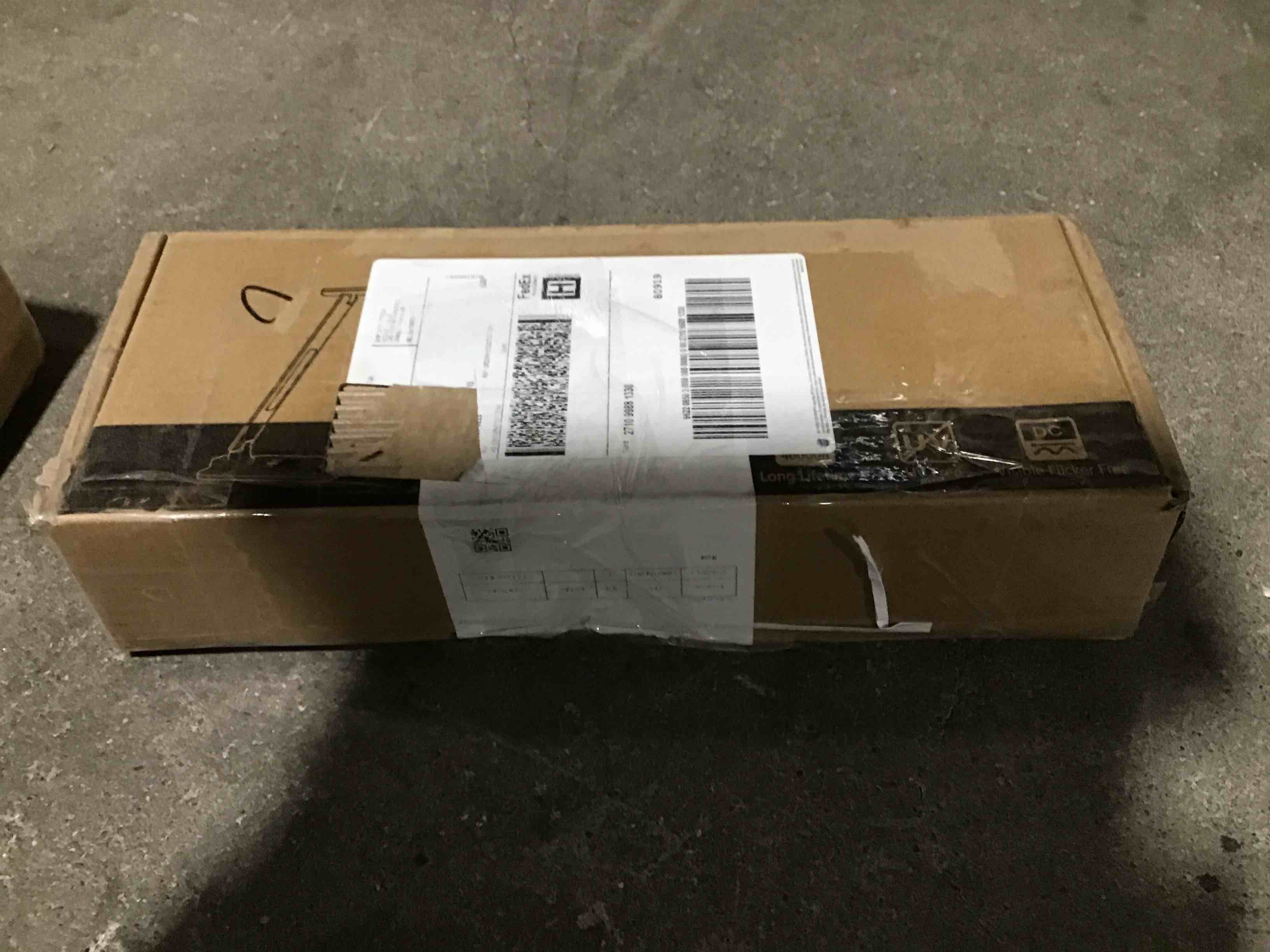 https://s3.amazonaws.com/lotting-images-prod/bidfta/RED5100220_1709914289855.jpeg