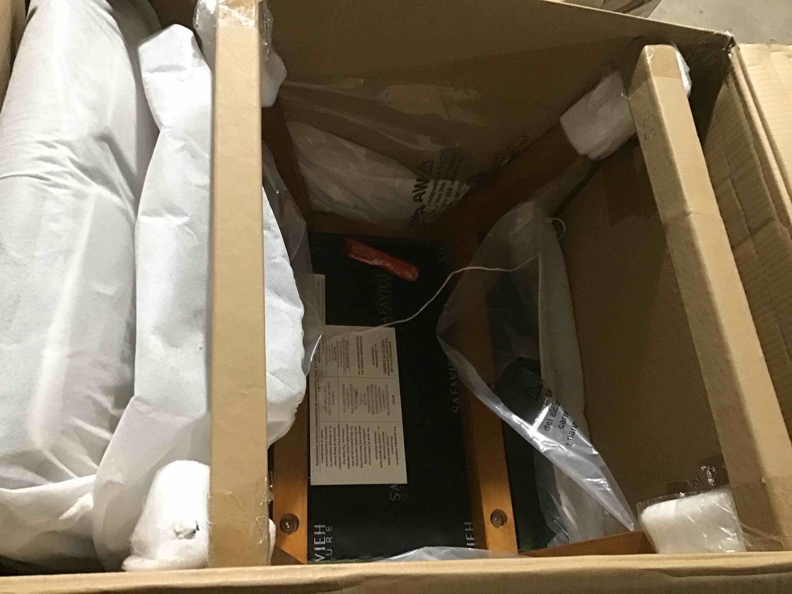 https://s3.amazonaws.com/lotting-images-prod/bidfta/RED5100458_1705933772314.jpeg