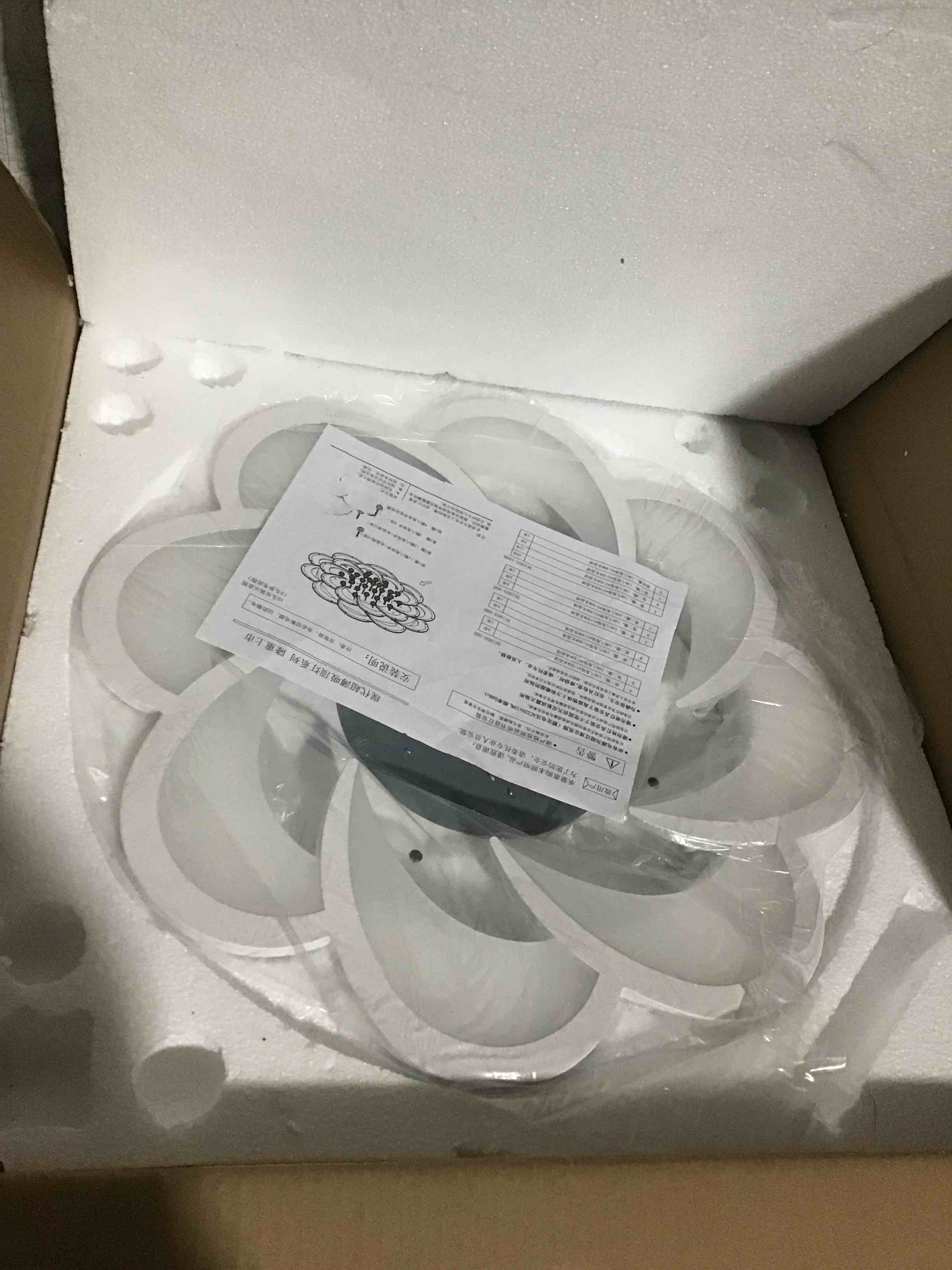 https://s3.amazonaws.com/lotting-images-prod/bidfta/RED5100468_1705935288124.jpeg