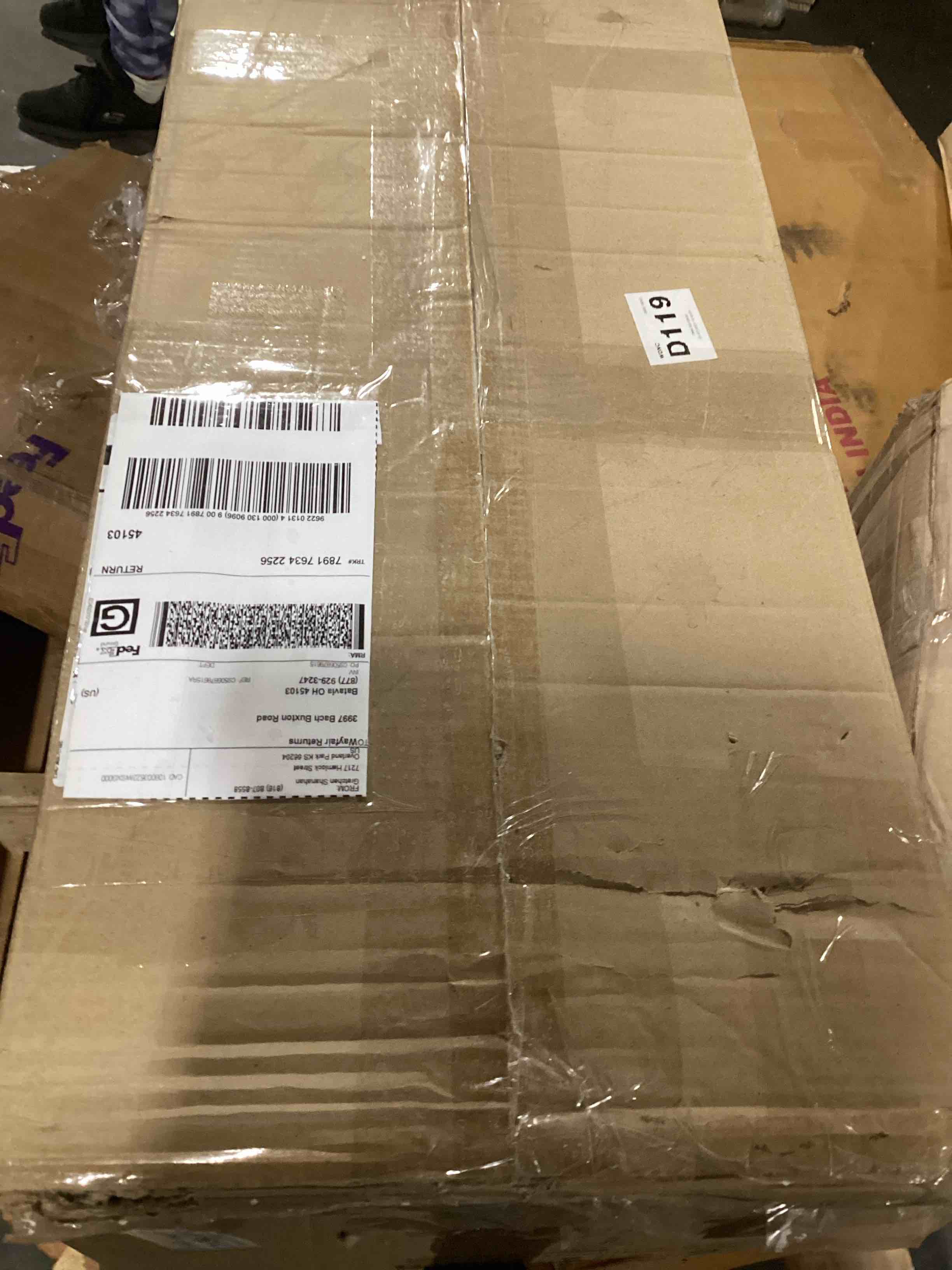 https://s3.amazonaws.com/lotting-images-prod/bidfta/RED5100977_1708976620201.jpeg