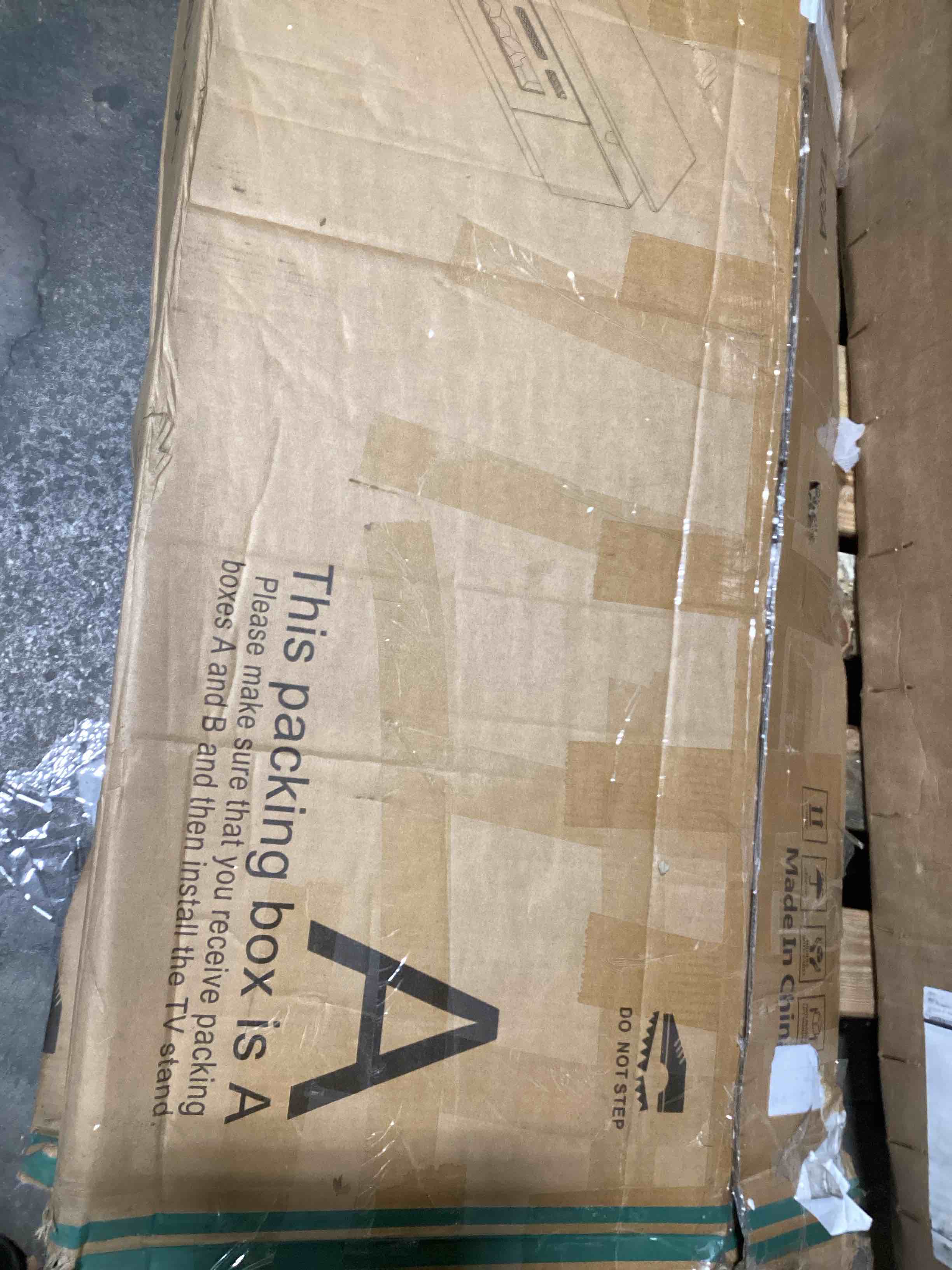 https://s3.amazonaws.com/lotting-images-prod/bidfta/RED5101151_1709136054823.jpeg