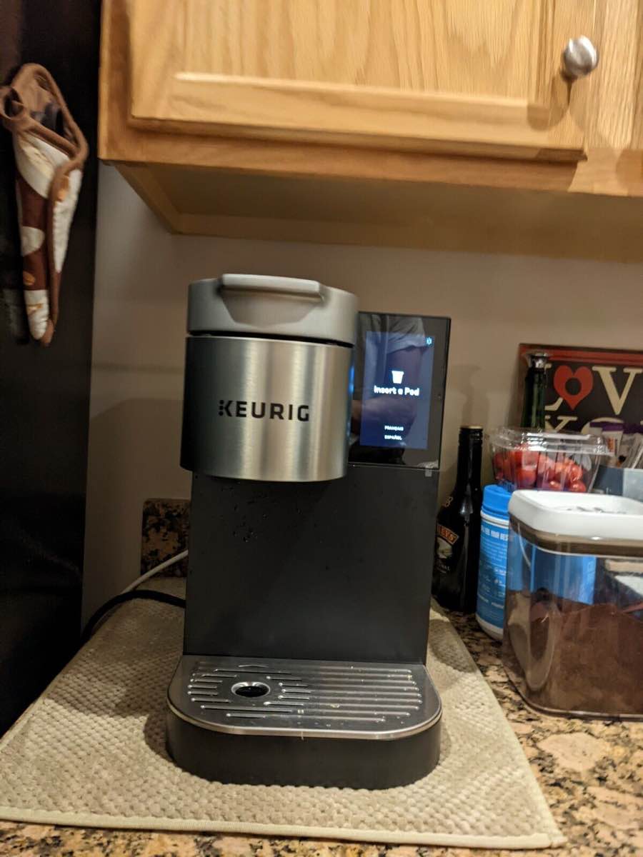 Keurig K-2500 Single Serve Commercial Coffee Maker & Reservoir Bundle