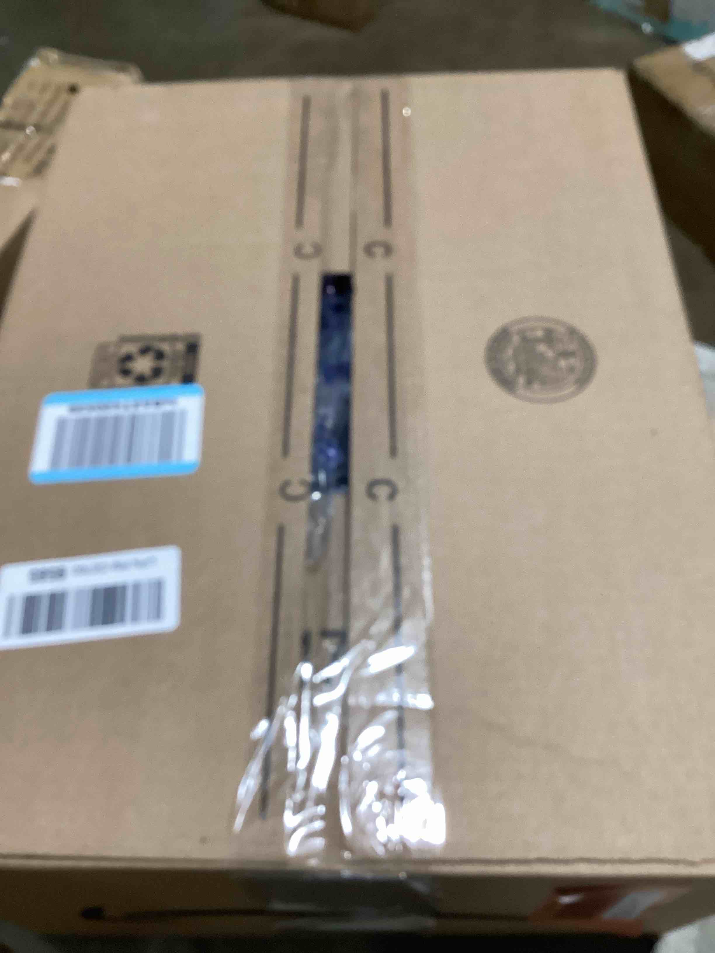https://s3.amazonaws.com/lotting-images-prod/bidfta/RED5101769_1709749874775.jpeg