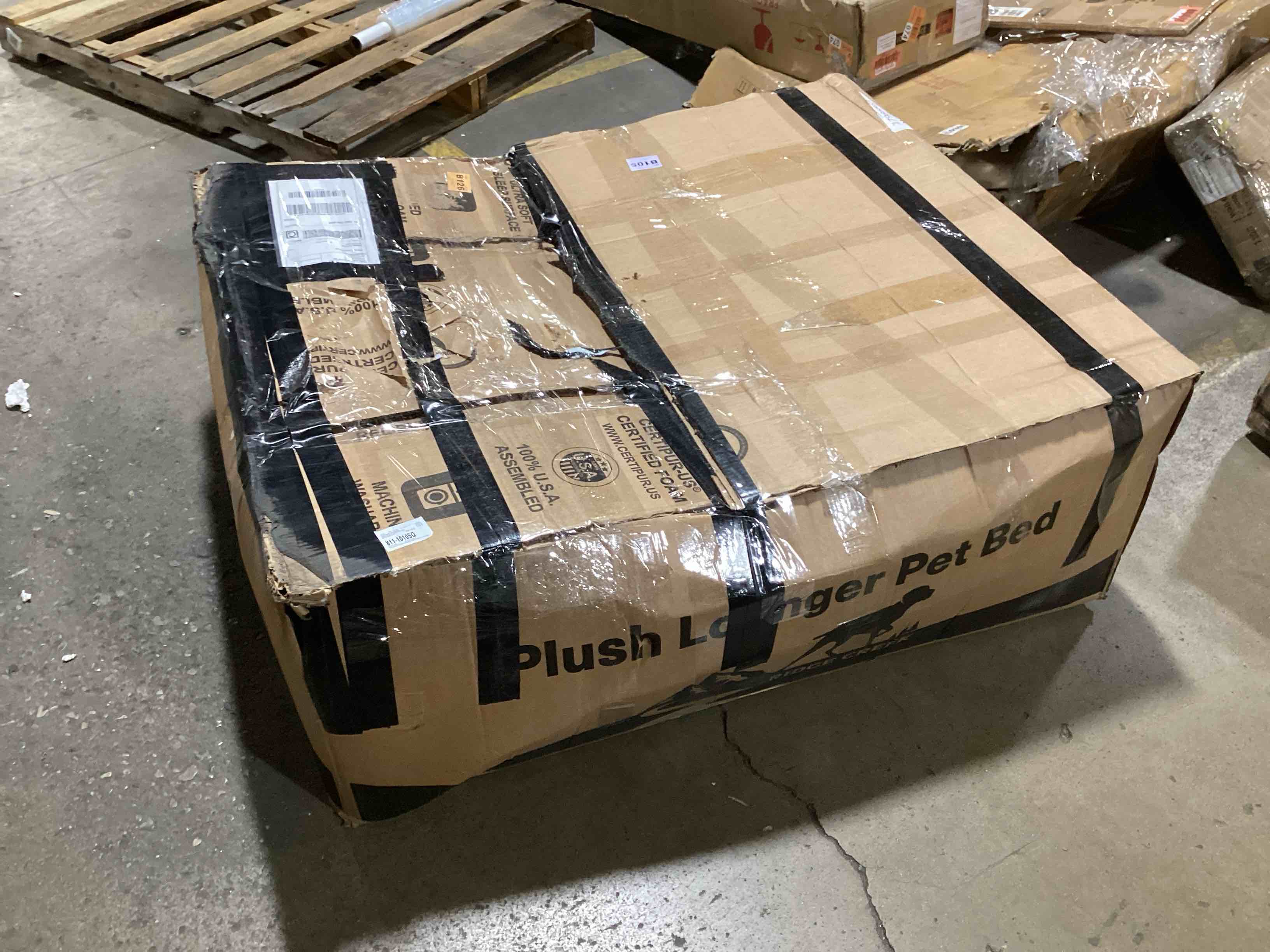 https://s3.amazonaws.com/lotting-images-prod/bidfta/RED5102610_1706017834601.jpeg
