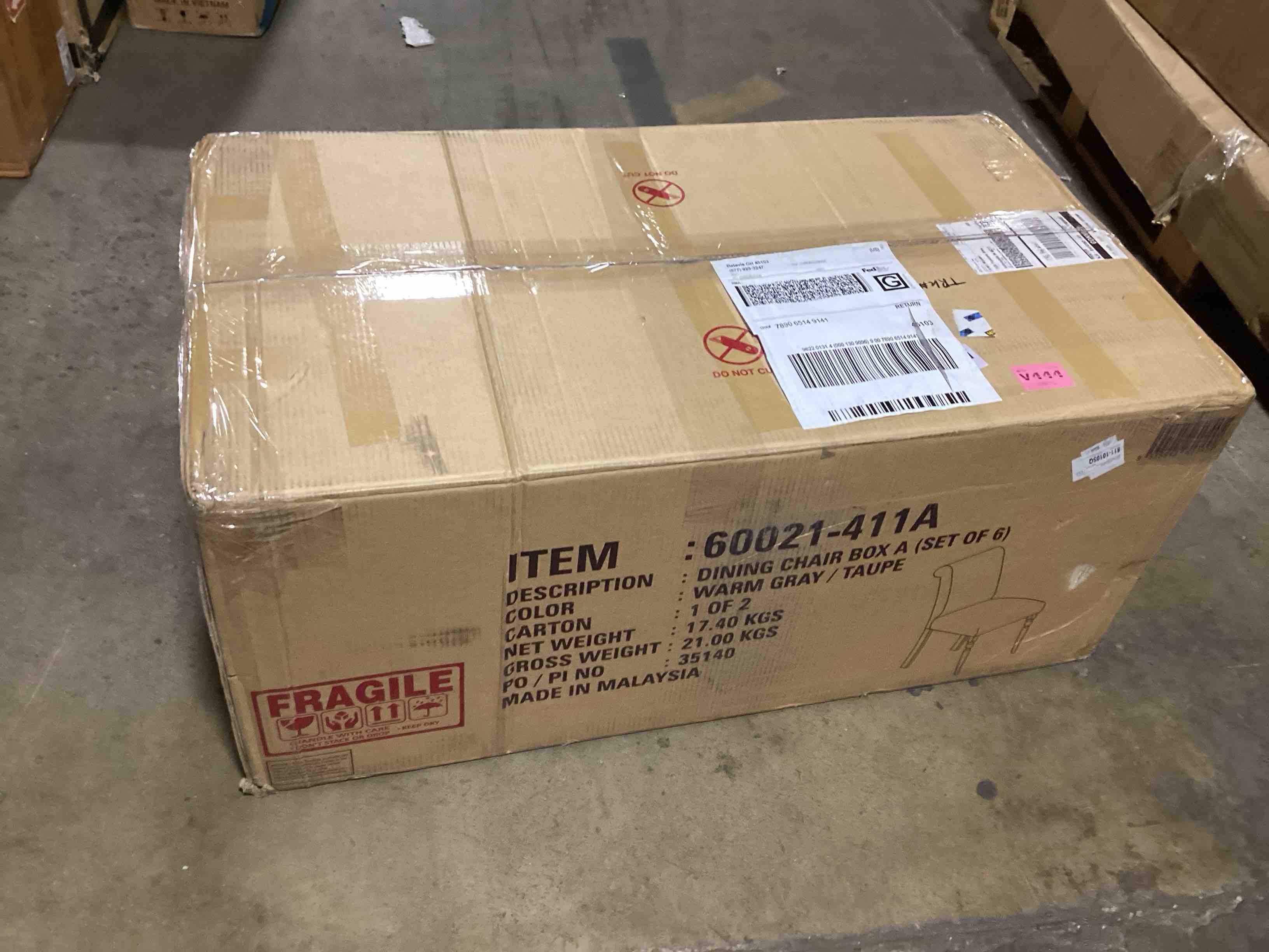 https://s3.amazonaws.com/lotting-images-prod/bidfta/RED5103423_1707587695269.jpeg
