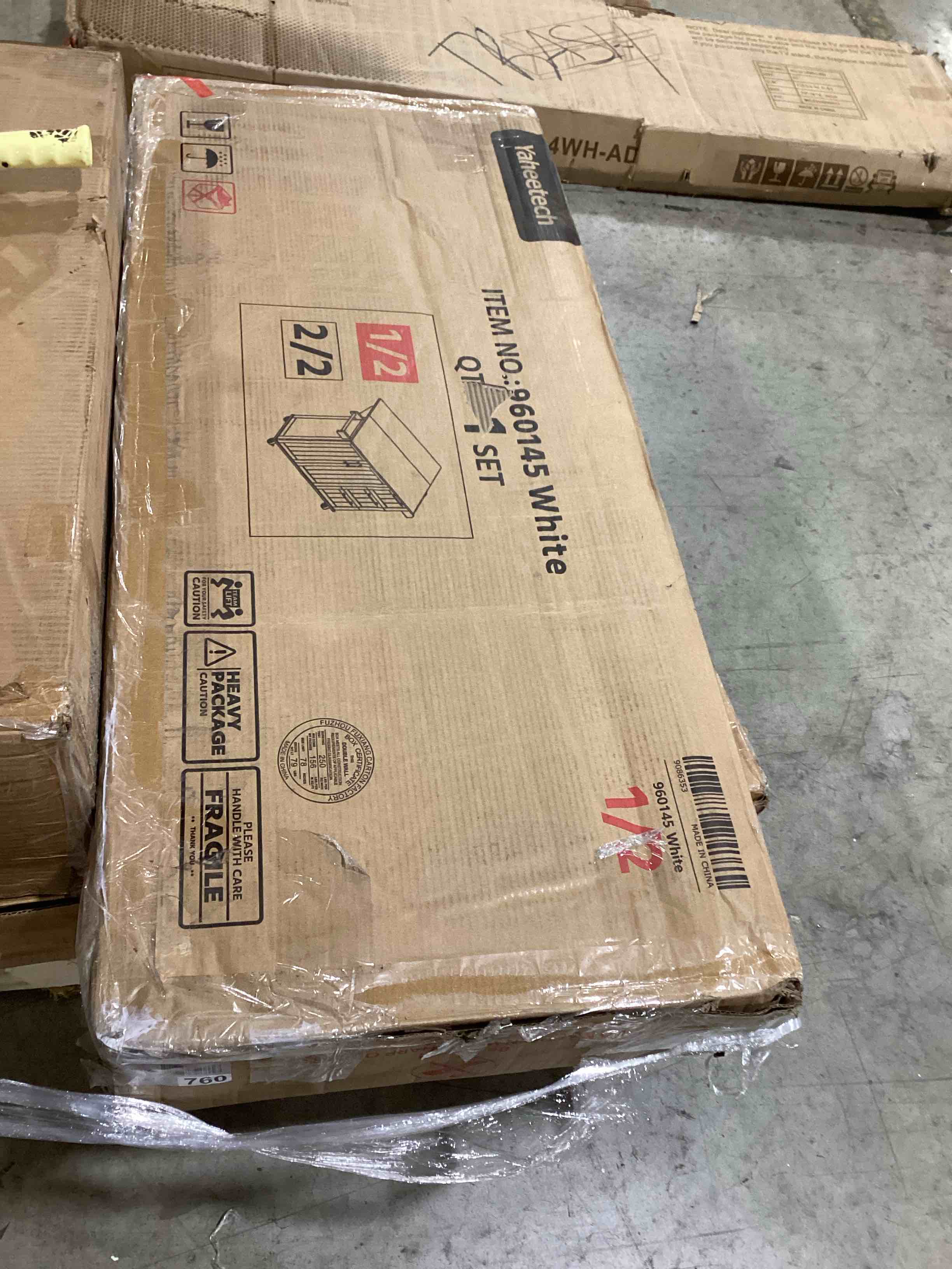 https://s3.amazonaws.com/lotting-images-prod/bidfta/RED5103717_1704377751473.jpeg
