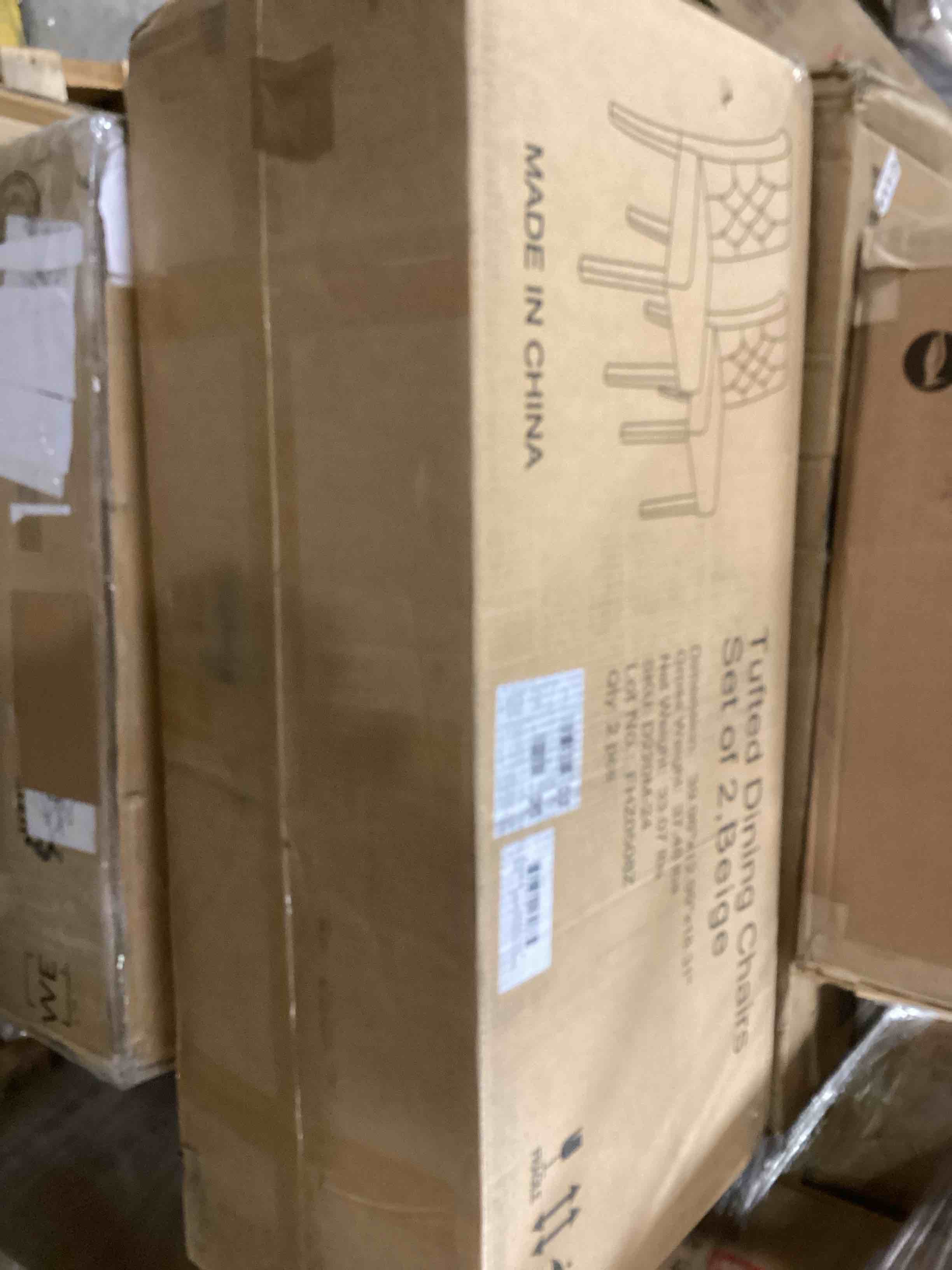 https://s3.amazonaws.com/lotting-images-prod/bidfta/RED5104066_1704910848803.jpeg