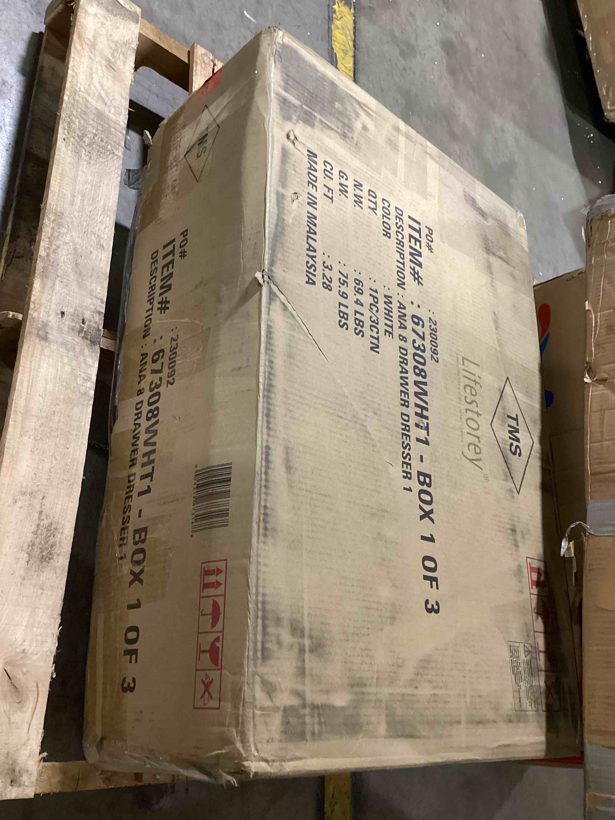 https://s3.amazonaws.com/lotting-images-prod/bidfta/RED5104070_1704911106674.jpeg