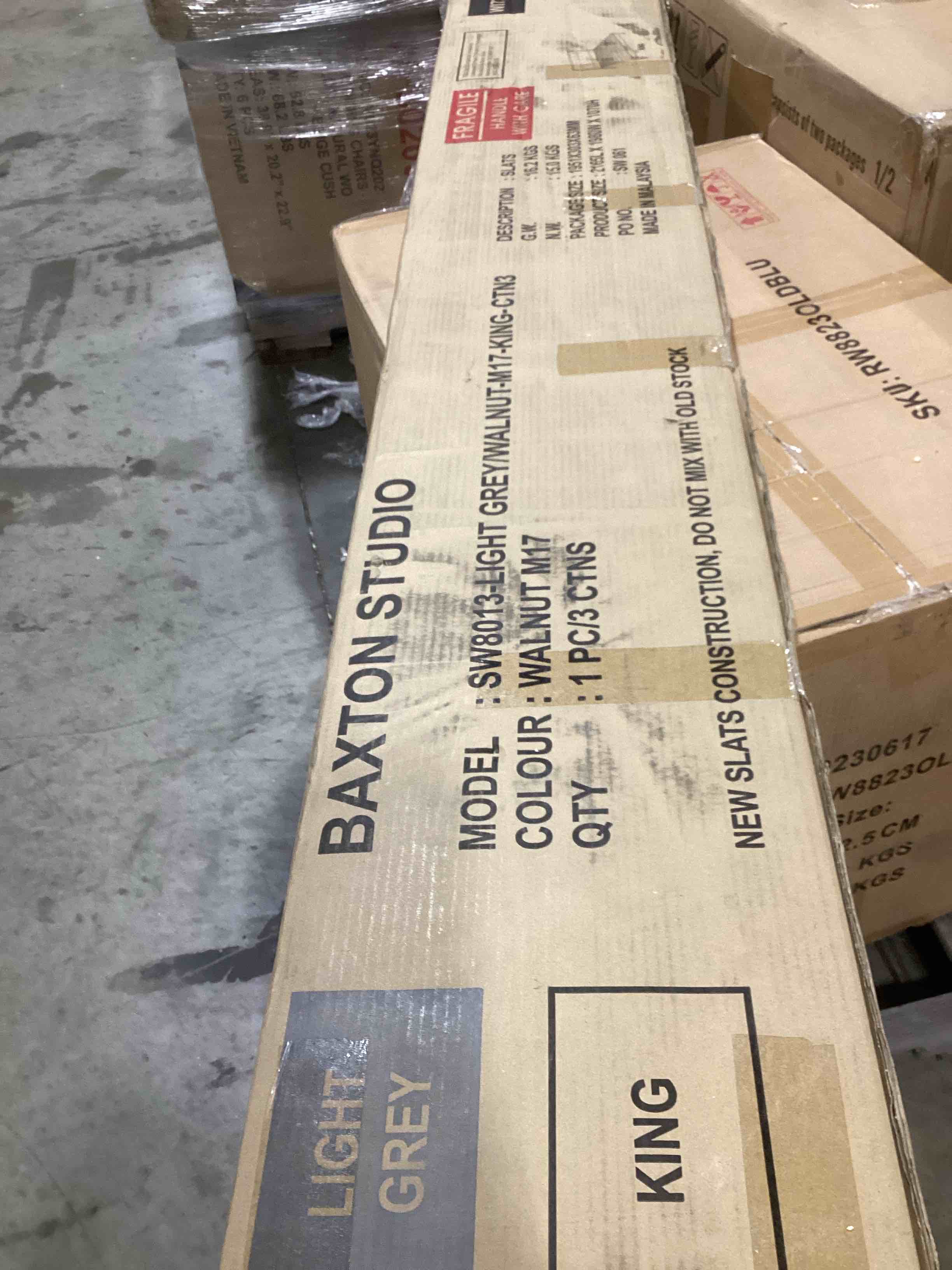 https://s3.amazonaws.com/lotting-images-prod/bidfta/RED5105050_1704374461434.jpeg