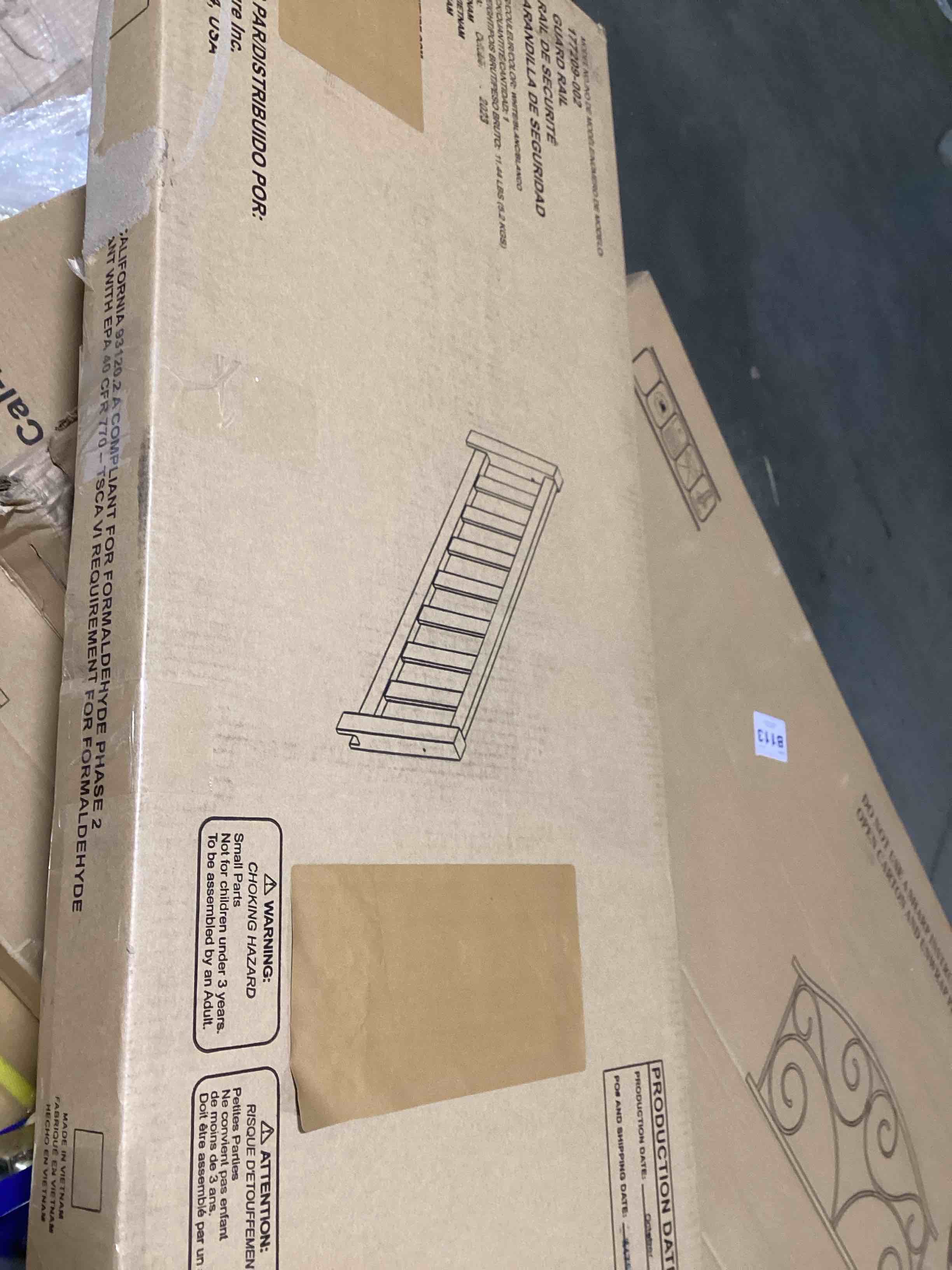 https://s3.amazonaws.com/lotting-images-prod/bidfta/RED5105965_1706012811237.jpeg