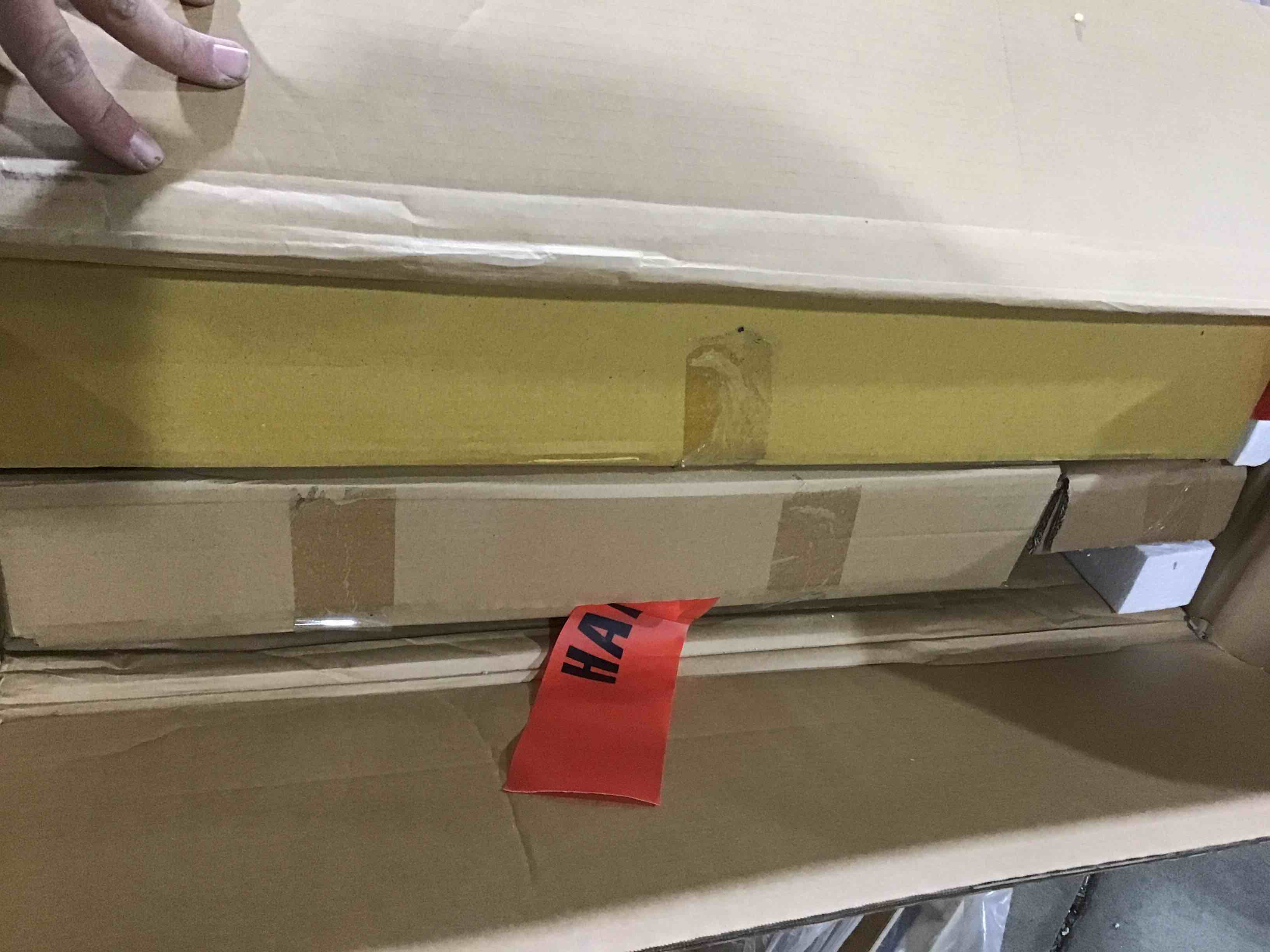 https://s3.amazonaws.com/lotting-images-prod/bidfta/RED5106757_1707164420783.jpeg