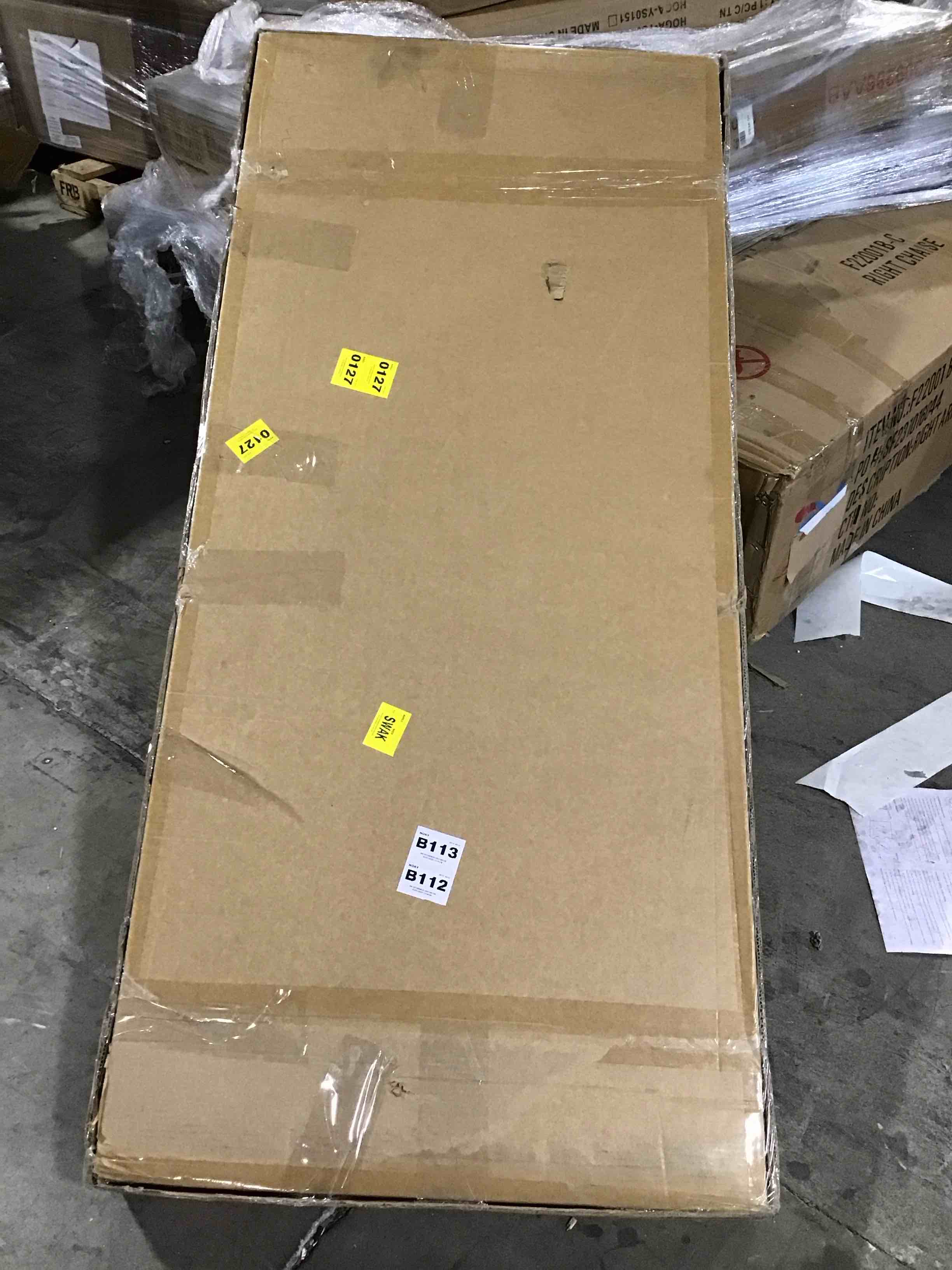 https://s3.amazonaws.com/lotting-images-prod/bidfta/RED5106943_1707422239947.jpeg