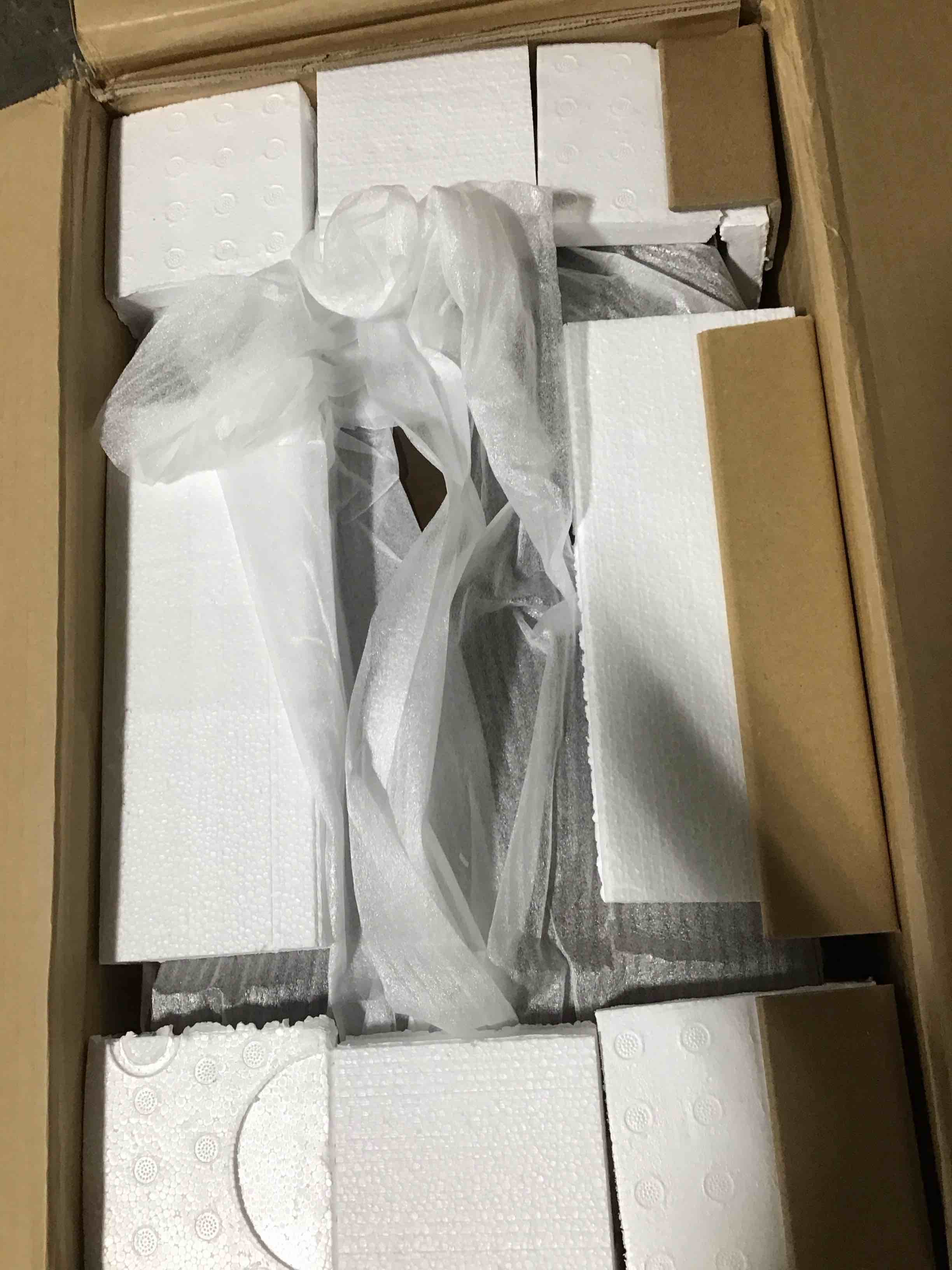 https://s3.amazonaws.com/lotting-images-prod/bidfta/RED5107054_1707583574149.jpeg