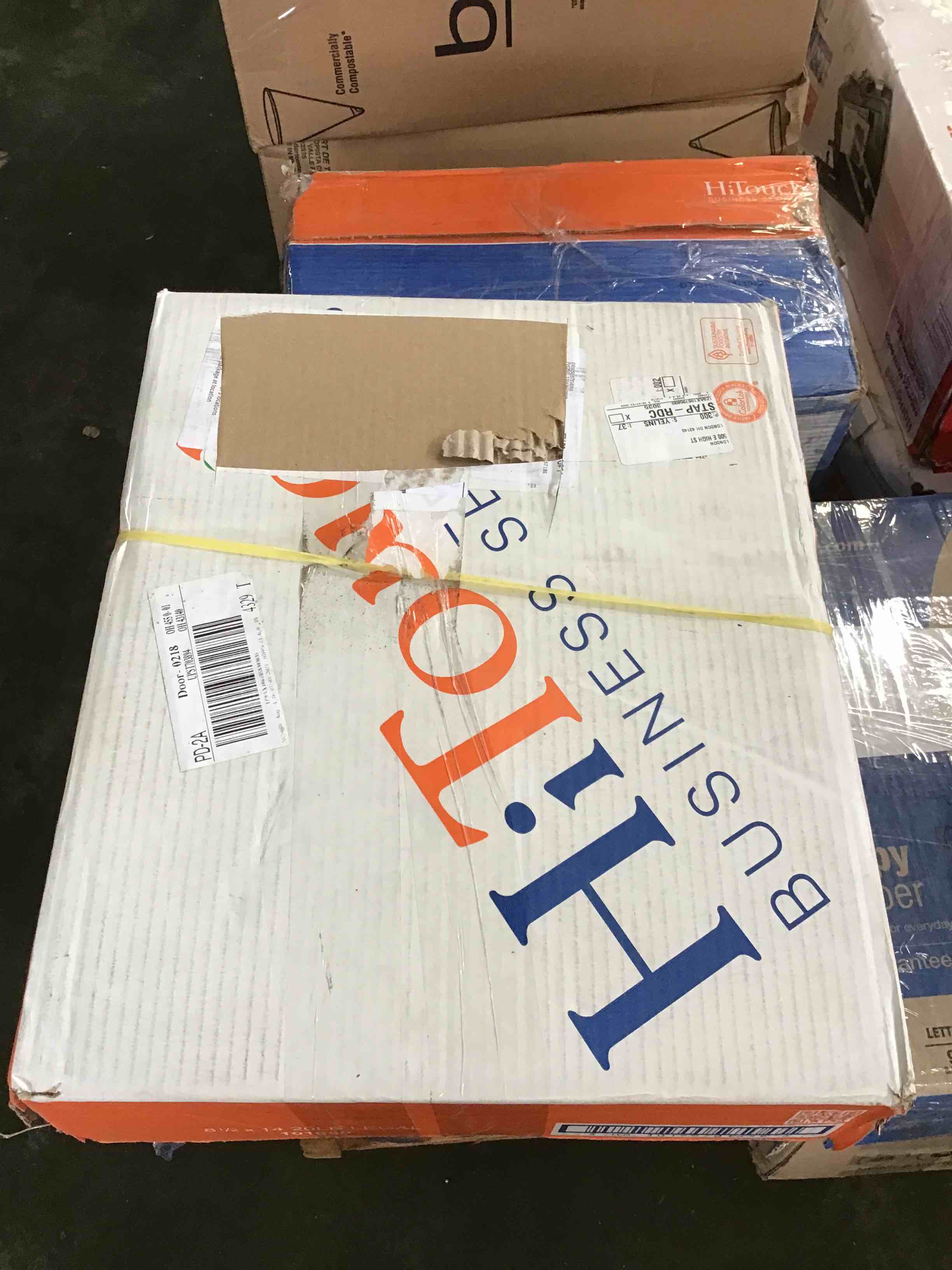 https://s3.amazonaws.com/lotting-images-prod/bidfta/RED5144997_1694011430640.jpeg