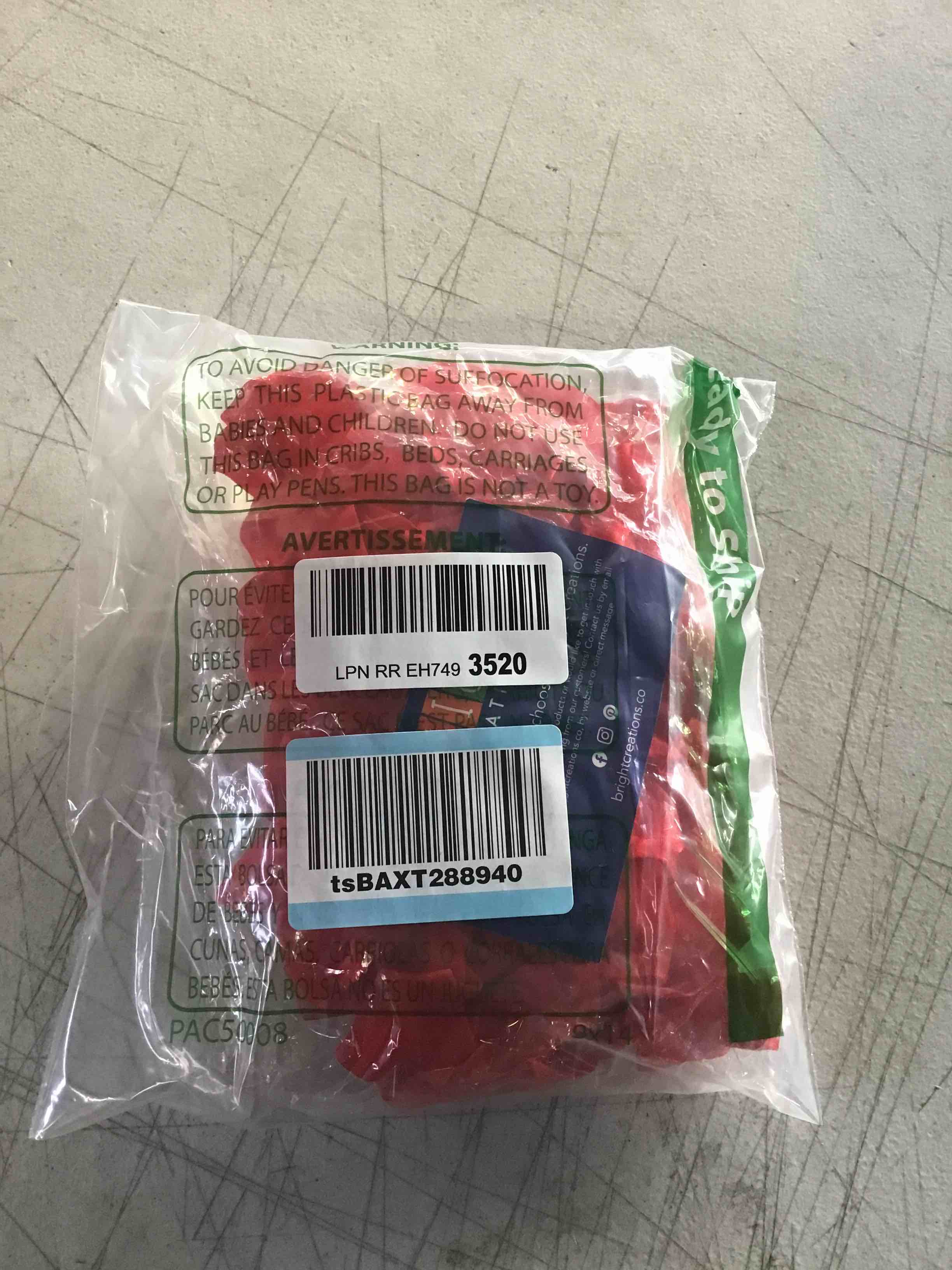 https://s3.amazonaws.com/lotting-images-prod/bidfta/RED5145104_1694092791037.jpeg