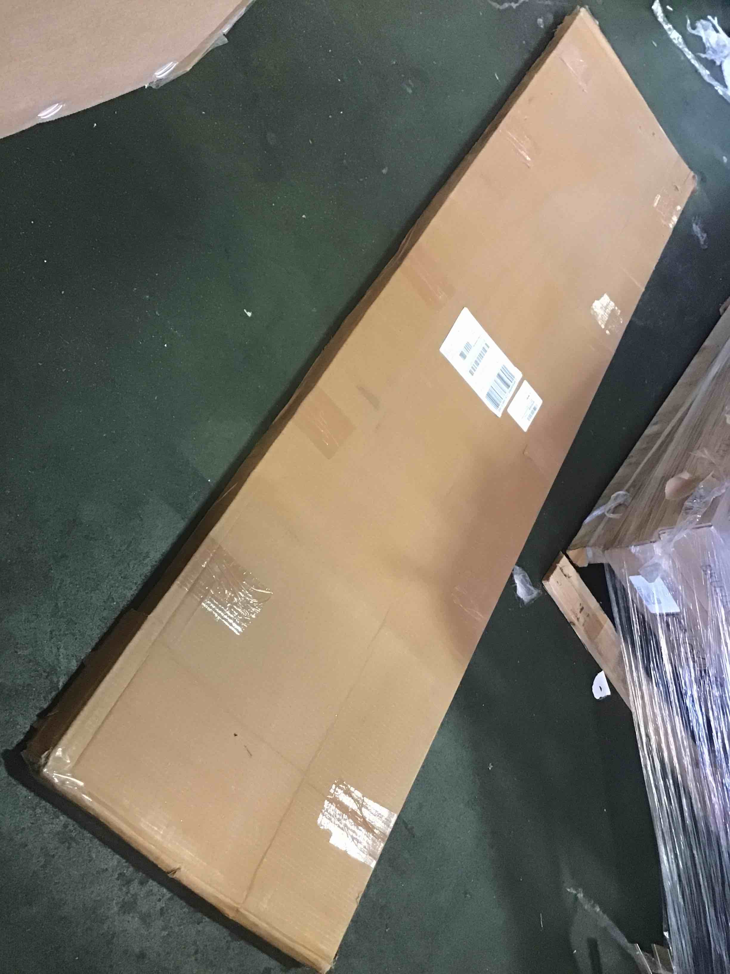 https://s3.amazonaws.com/lotting-images-prod/bidfta/RED5146020_1692971201584.jpeg
