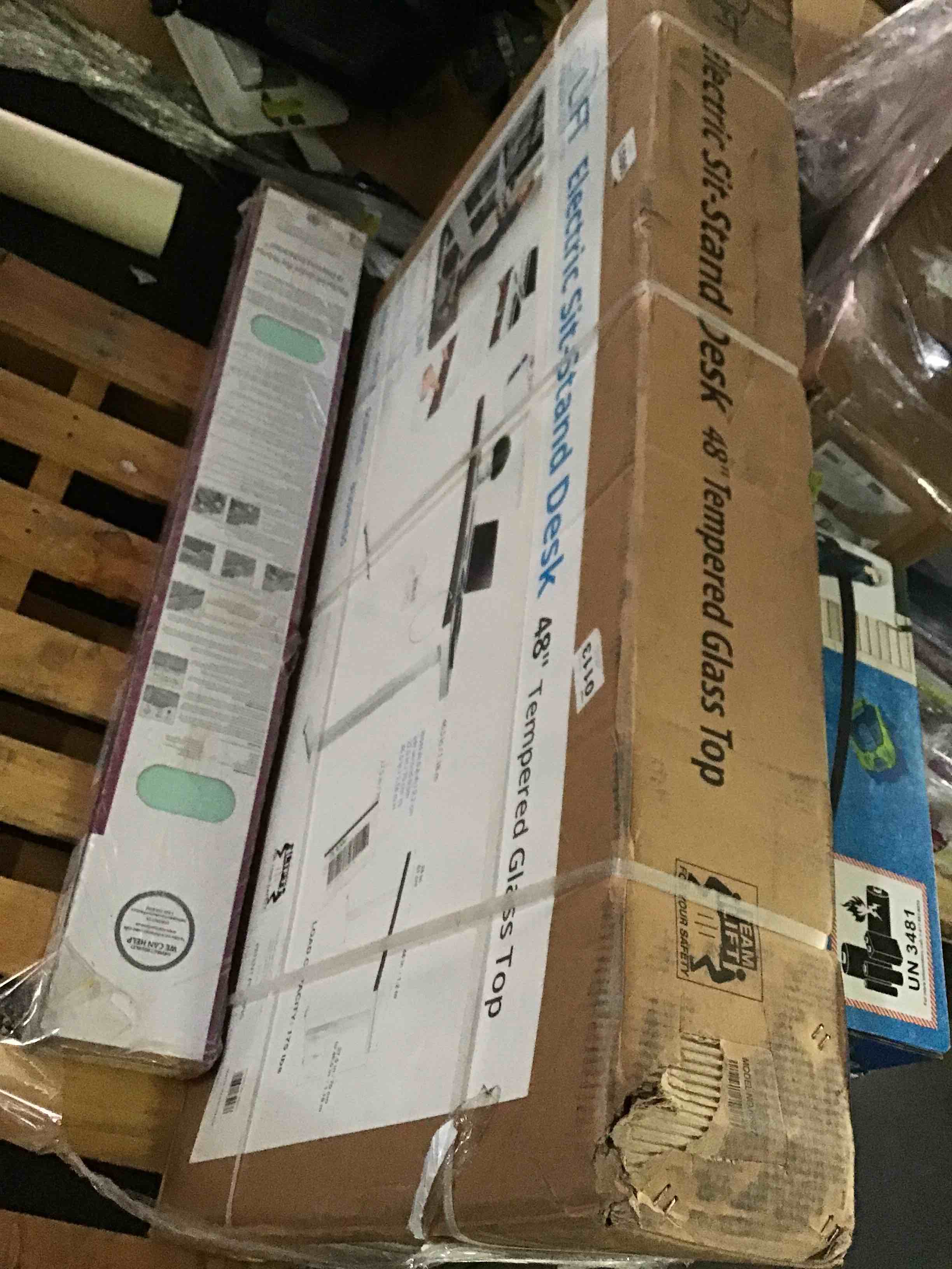 https://s3.amazonaws.com/lotting-images-prod/bidfta/RED5148616_1693232475039.jpeg
