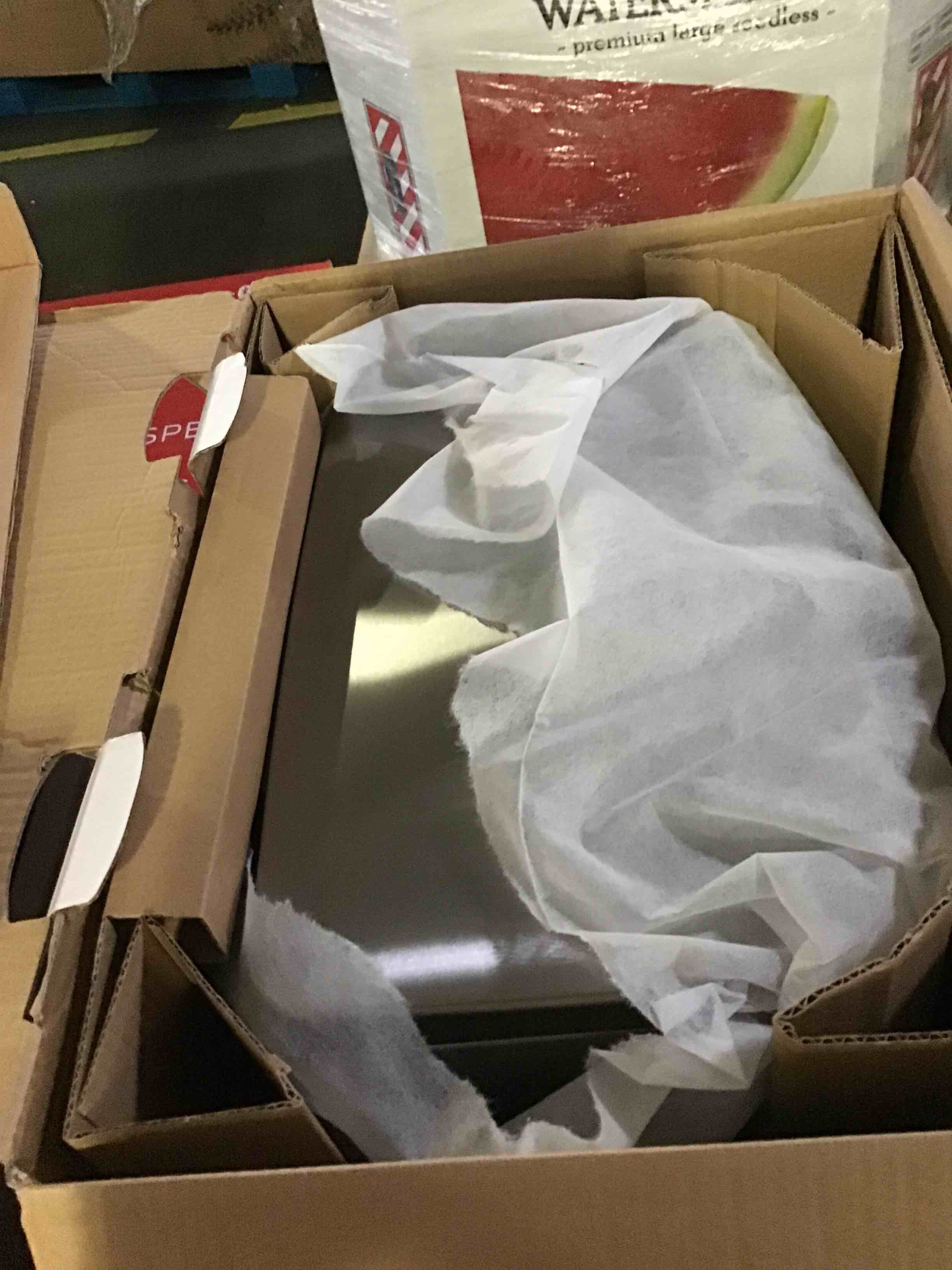 https://s3.amazonaws.com/lotting-images-prod/bidfta/RED5149269_1694093534572.jpeg