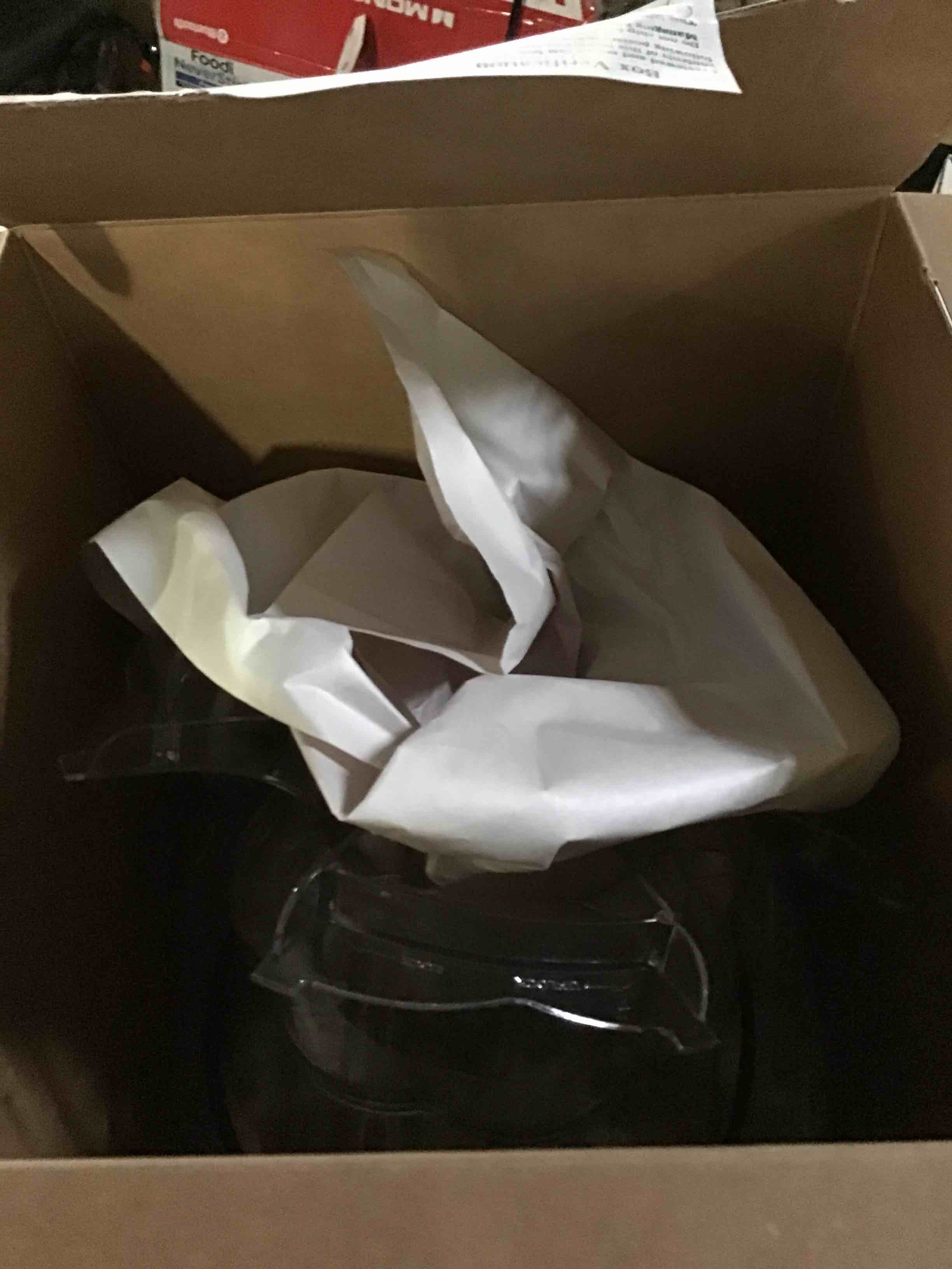 https://s3.amazonaws.com/lotting-images-prod/bidfta/RED5149286_1694098242632.jpeg