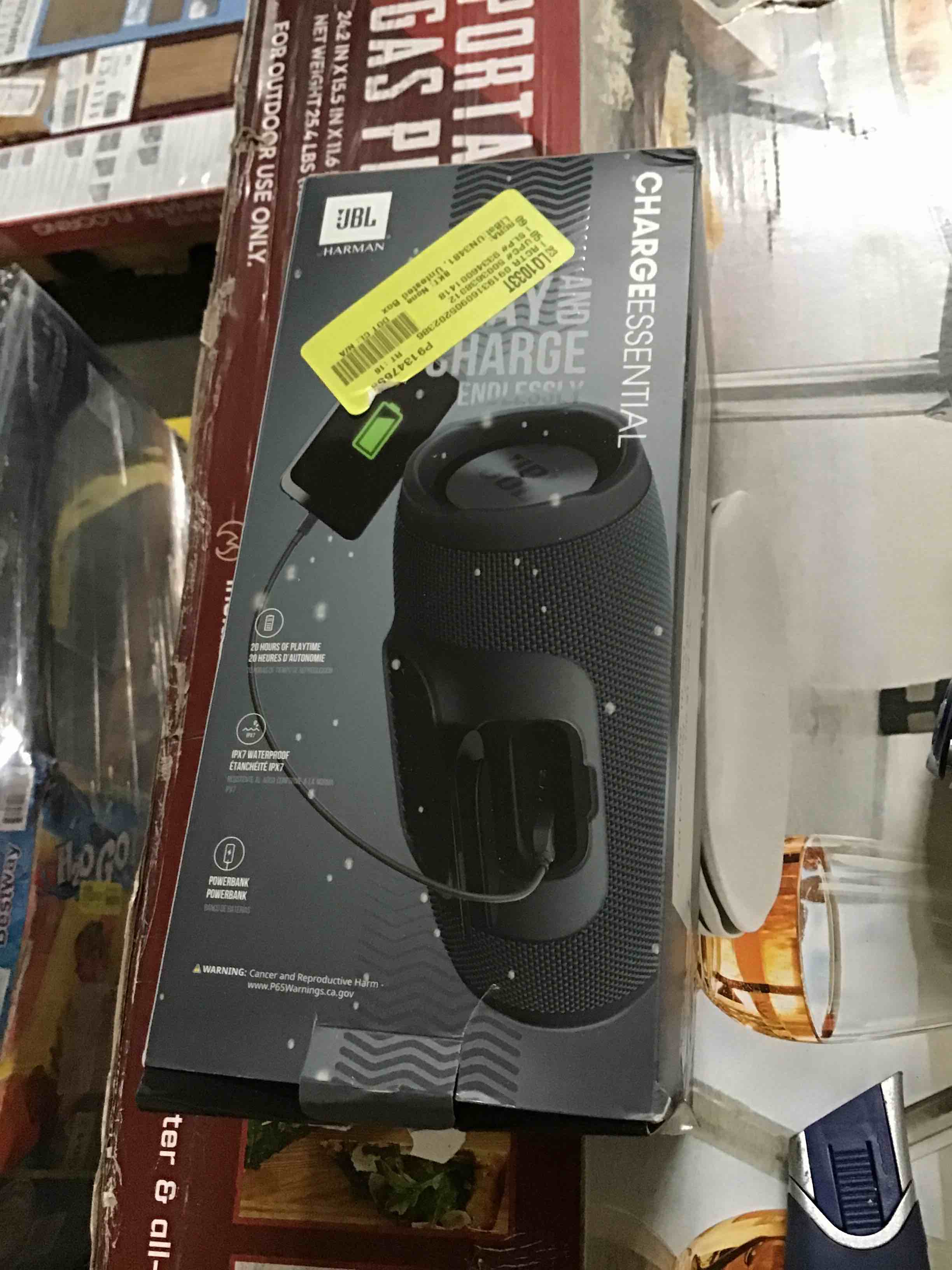 https://s3.amazonaws.com/lotting-images-prod/bidfta/RED5149900_1694610495372.jpeg