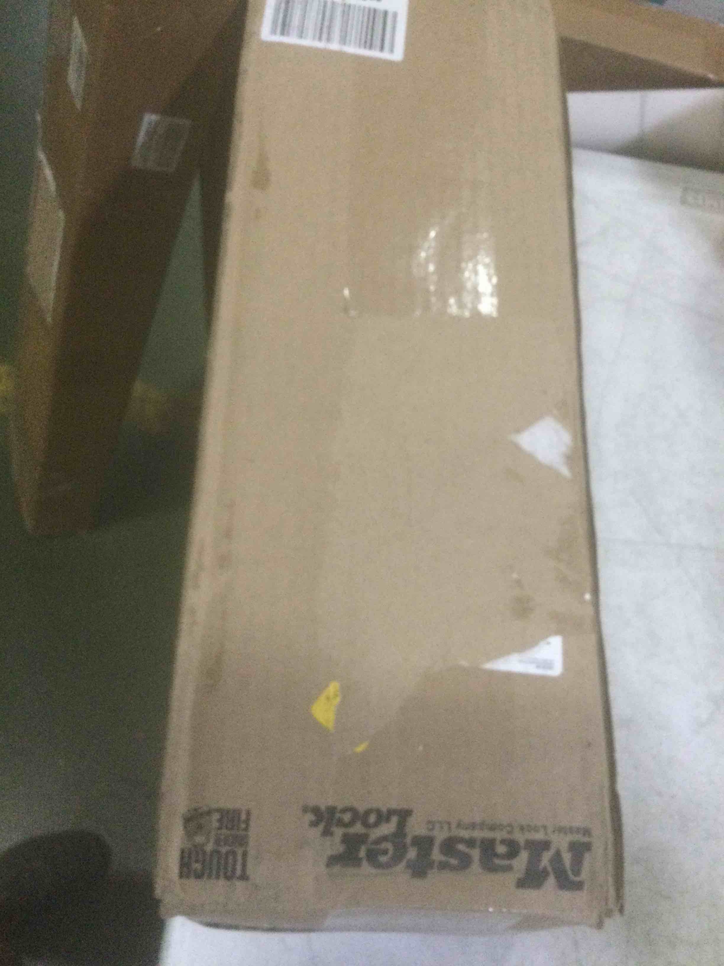 https://s3.amazonaws.com/lotting-images-prod/bidfta/RED5149967_1692902105703.jpeg