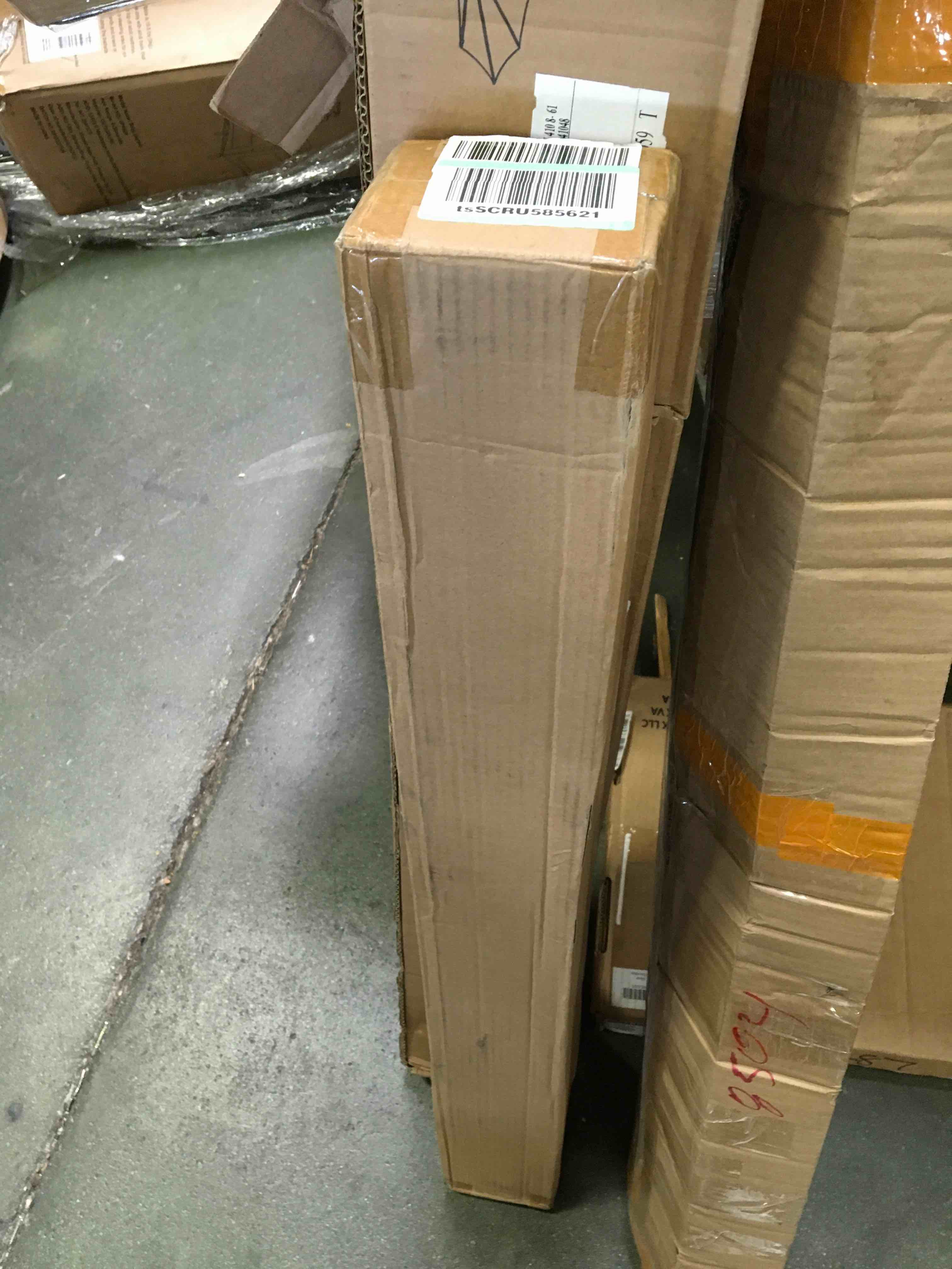 https://s3.amazonaws.com/lotting-images-prod/bidfta/RED5150419_1693333274563.jpeg