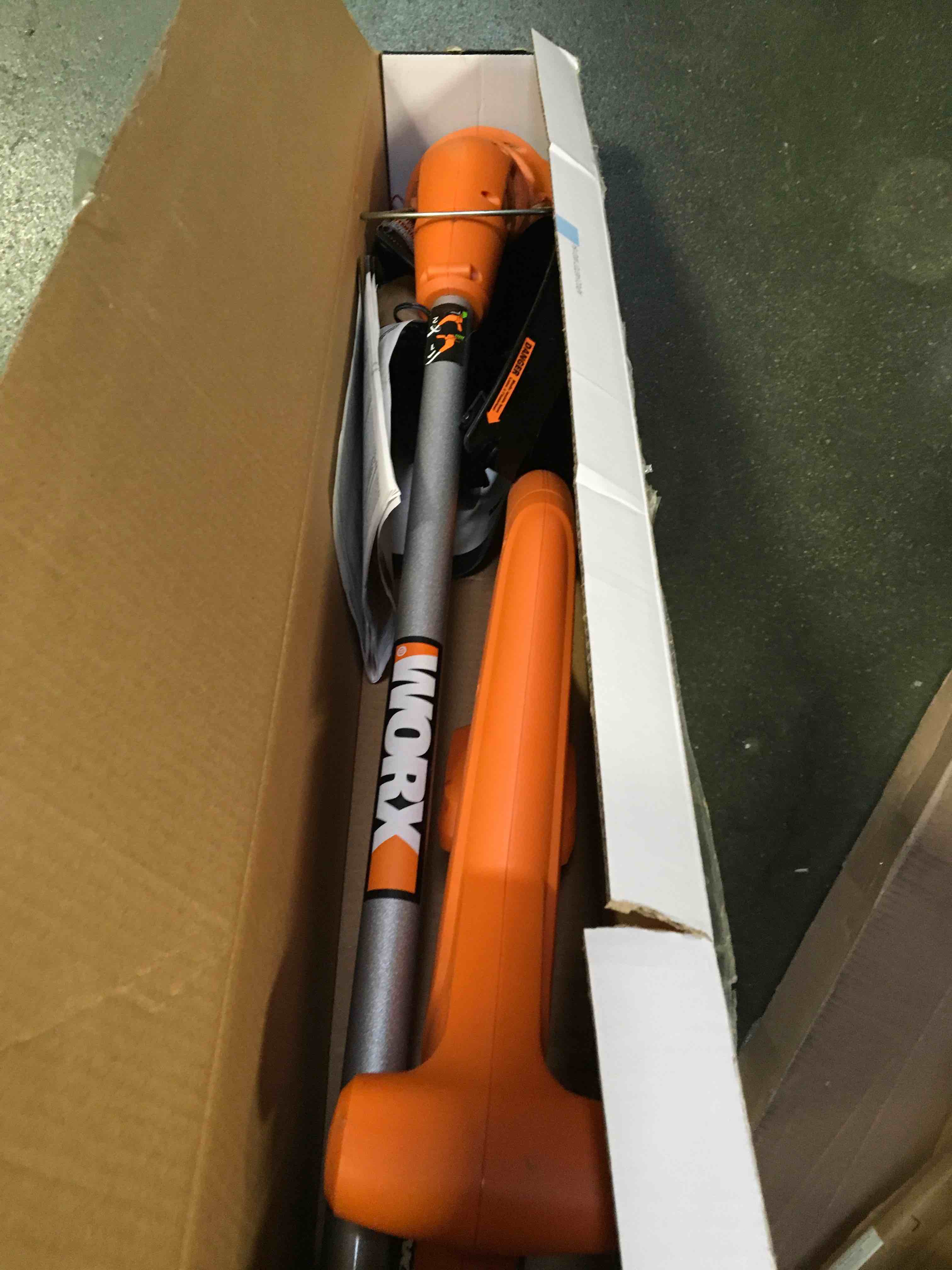 https://s3.amazonaws.com/lotting-images-prod/bidfta/RED5150472_1693398766286.jpeg