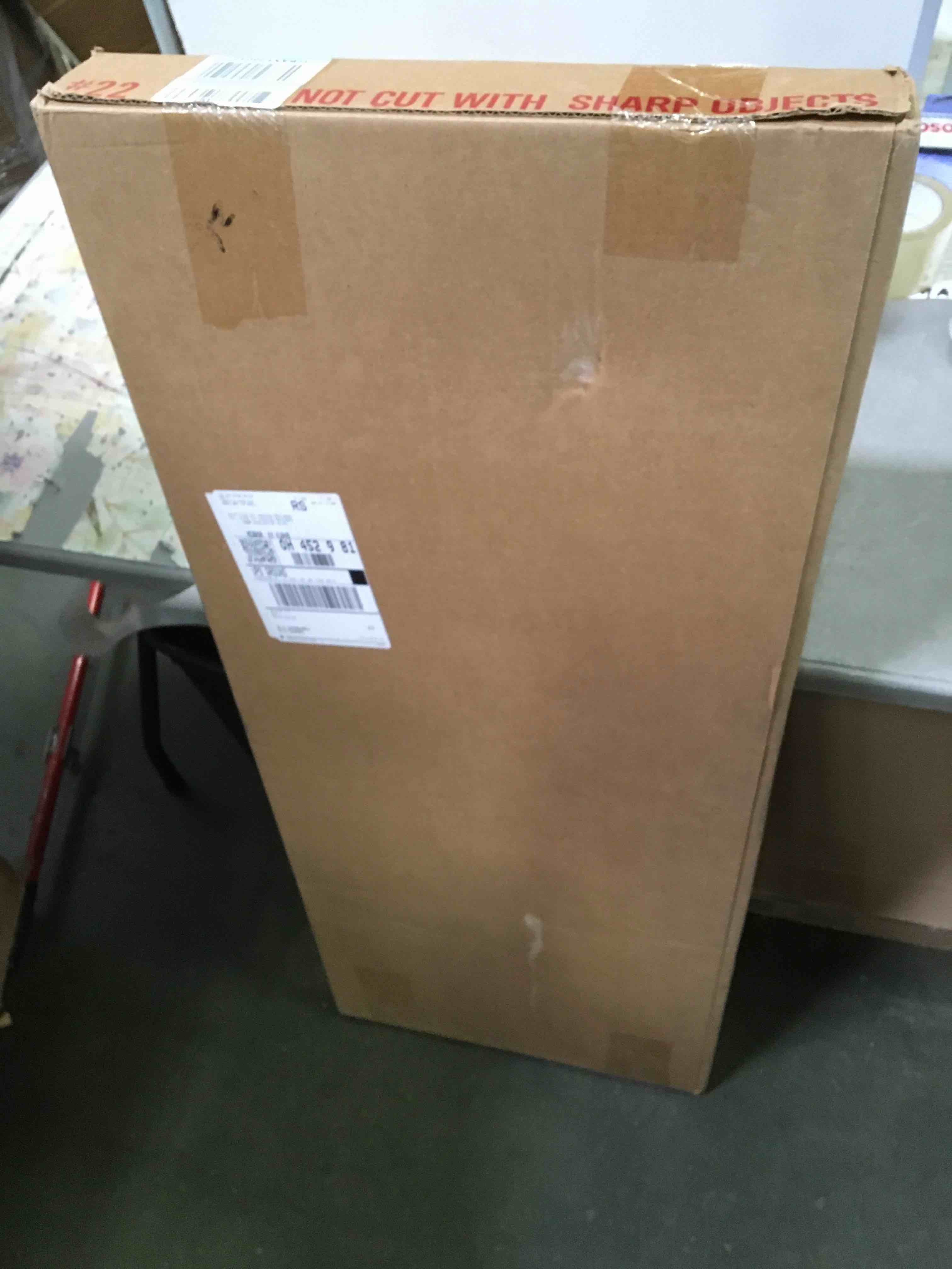 https://s3.amazonaws.com/lotting-images-prod/bidfta/RED5150531_1693411558678.jpeg