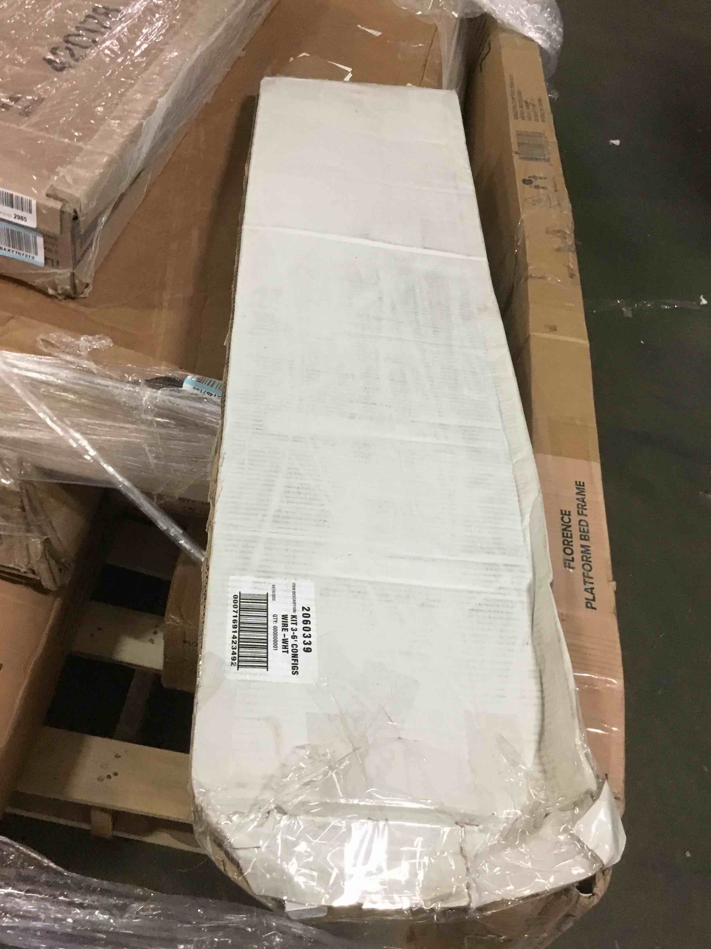 https://s3.amazonaws.com/lotting-images-prod/bidfta/RED5150941_1693922027780.jpeg