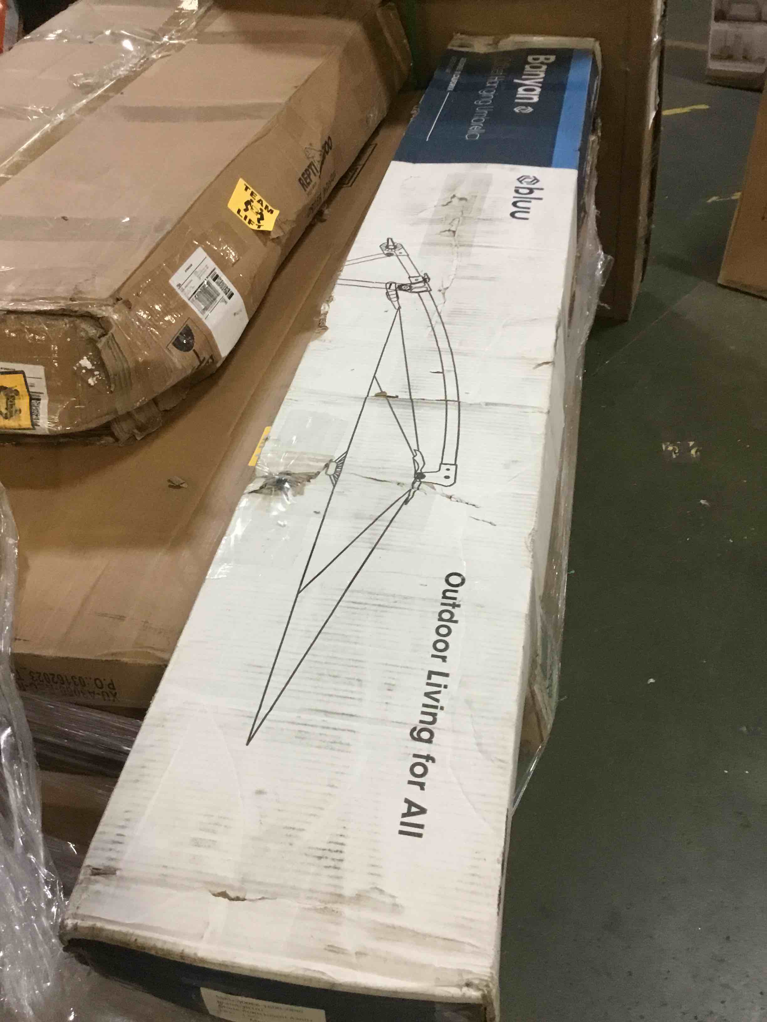 https://s3.amazonaws.com/lotting-images-prod/bidfta/RED5151089_1694001909136.jpeg