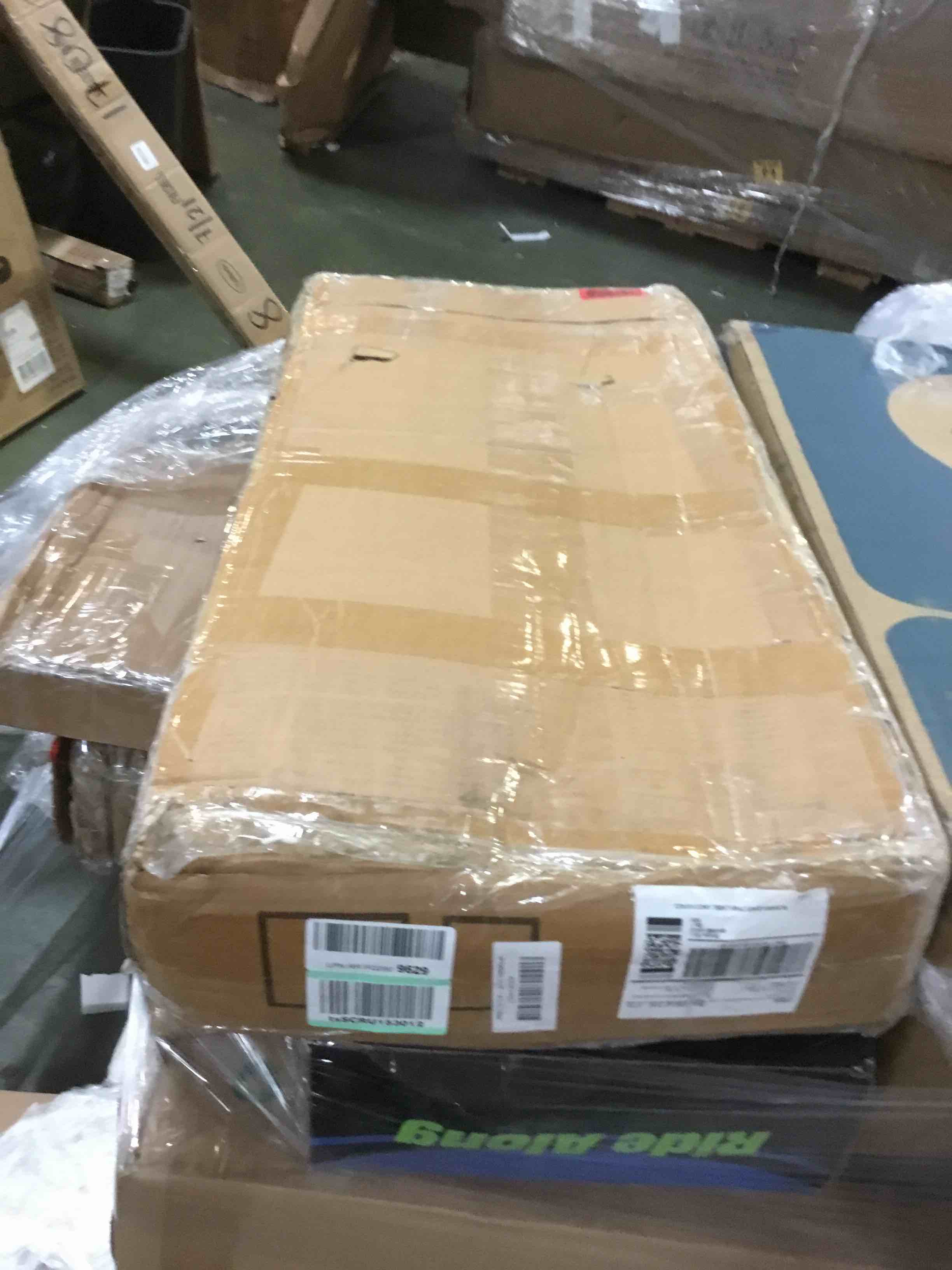 https://s3.amazonaws.com/lotting-images-prod/bidfta/RED5151123_1694008392237.jpeg