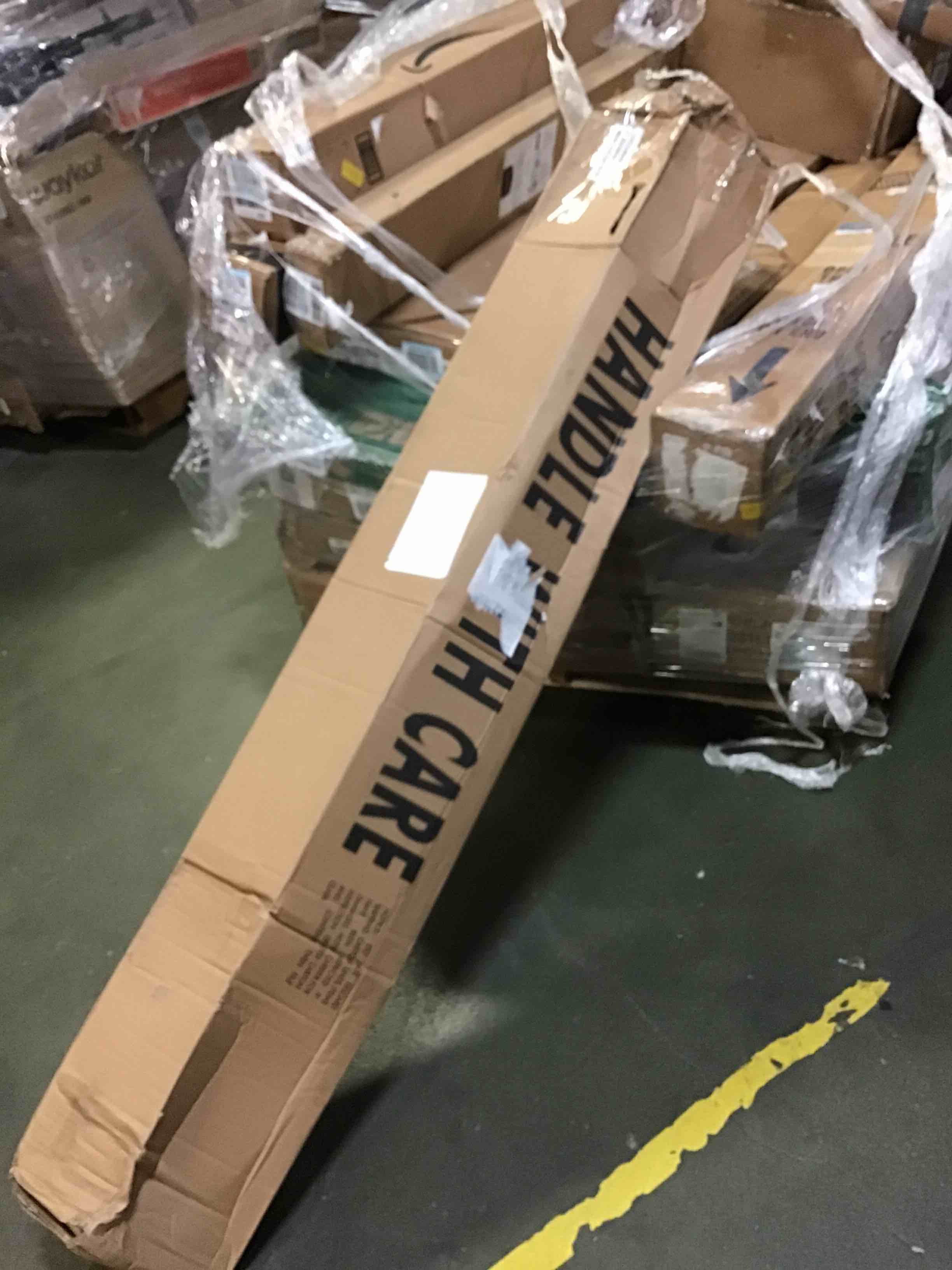 https://s3.amazonaws.com/lotting-images-prod/bidfta/RED5151270_1694096618432.jpeg