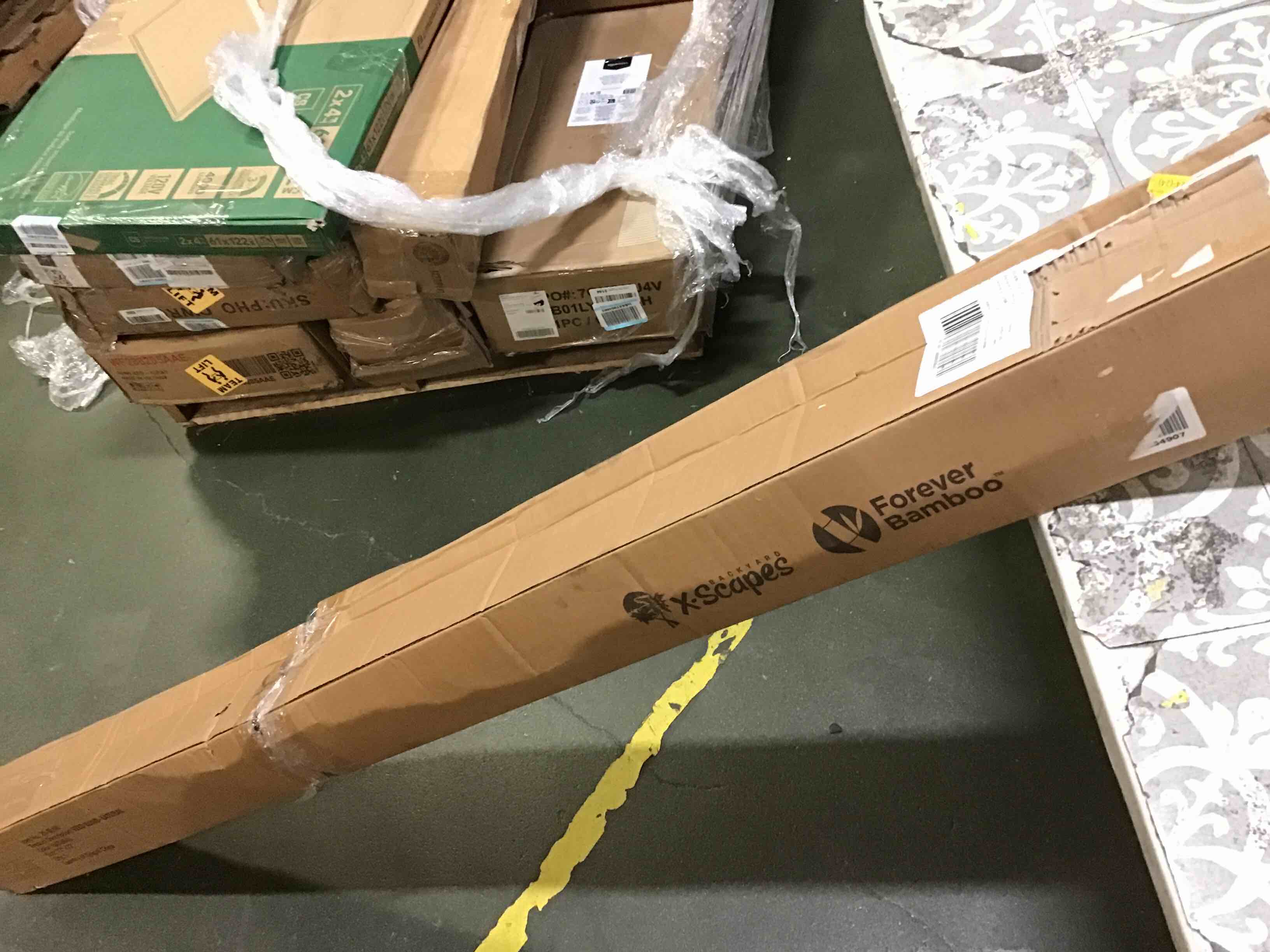 https://s3.amazonaws.com/lotting-images-prod/bidfta/RED5151280_1694098397113.jpeg