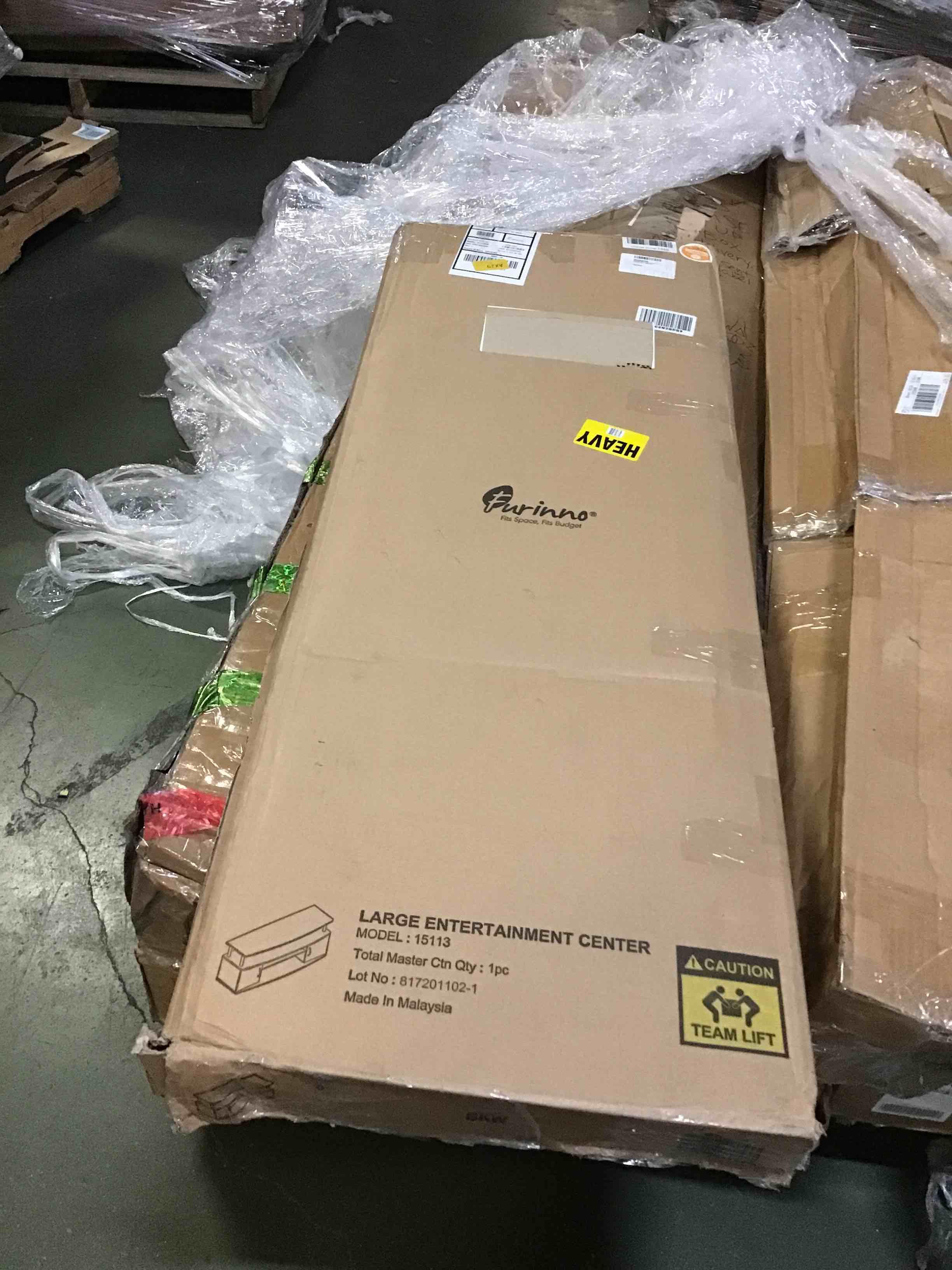 https://s3.amazonaws.com/lotting-images-prod/bidfta/RED5151282_1694098784945.jpeg