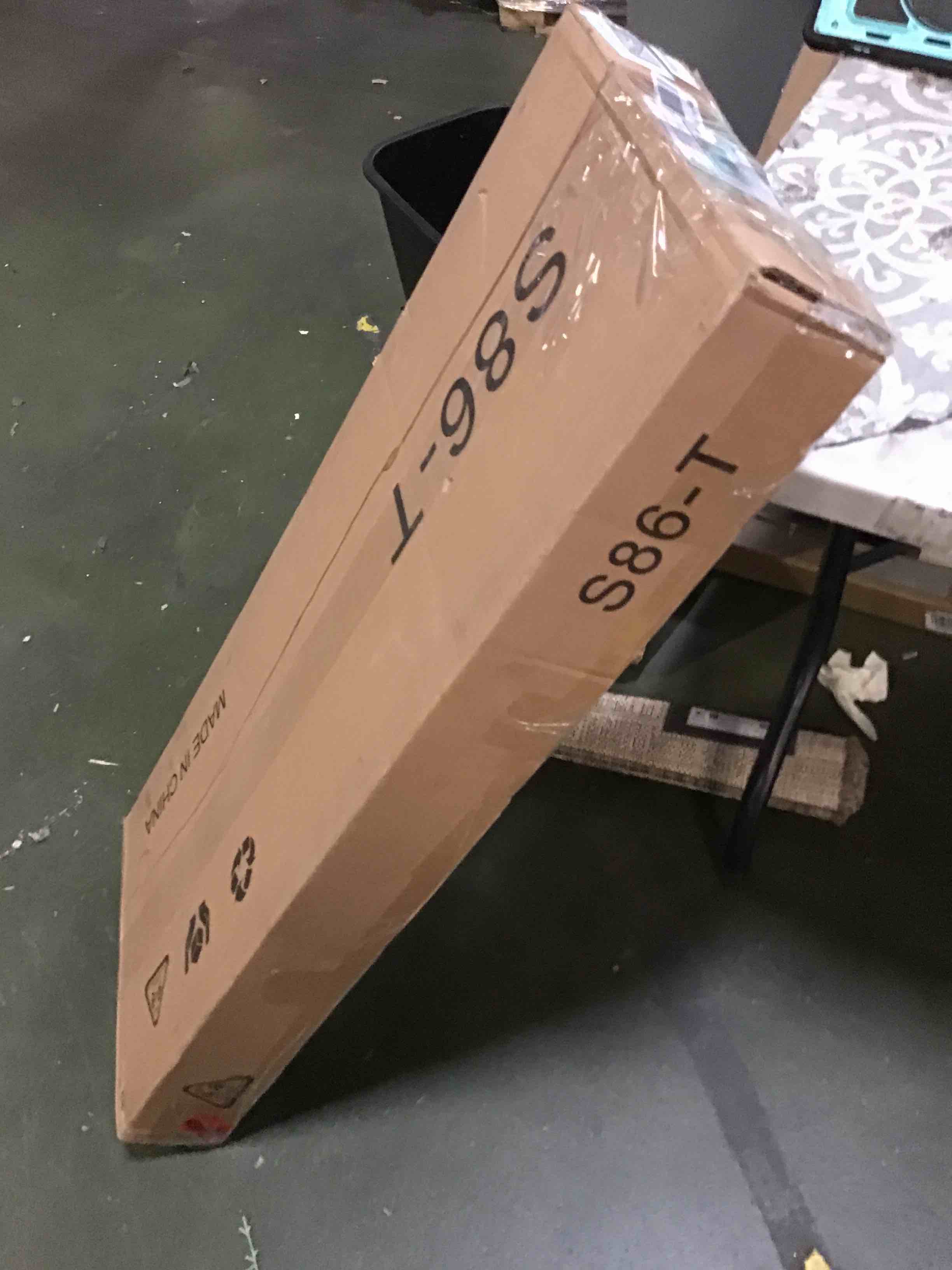 https://s3.amazonaws.com/lotting-images-prod/bidfta/RED5151364_1694116613117.jpeg